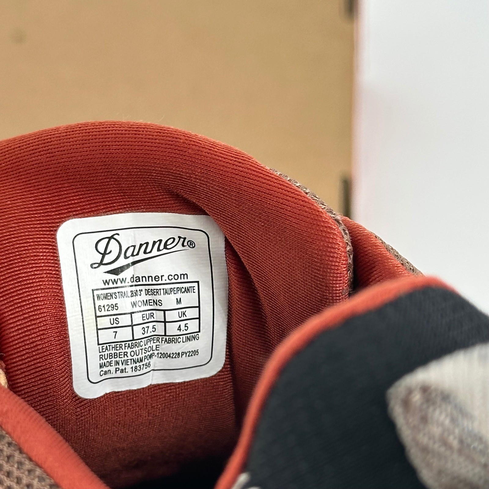 Danner Trail 2650 Desert Taupe Picante Vibram Hiking Sneaker Women’s 7 M $190