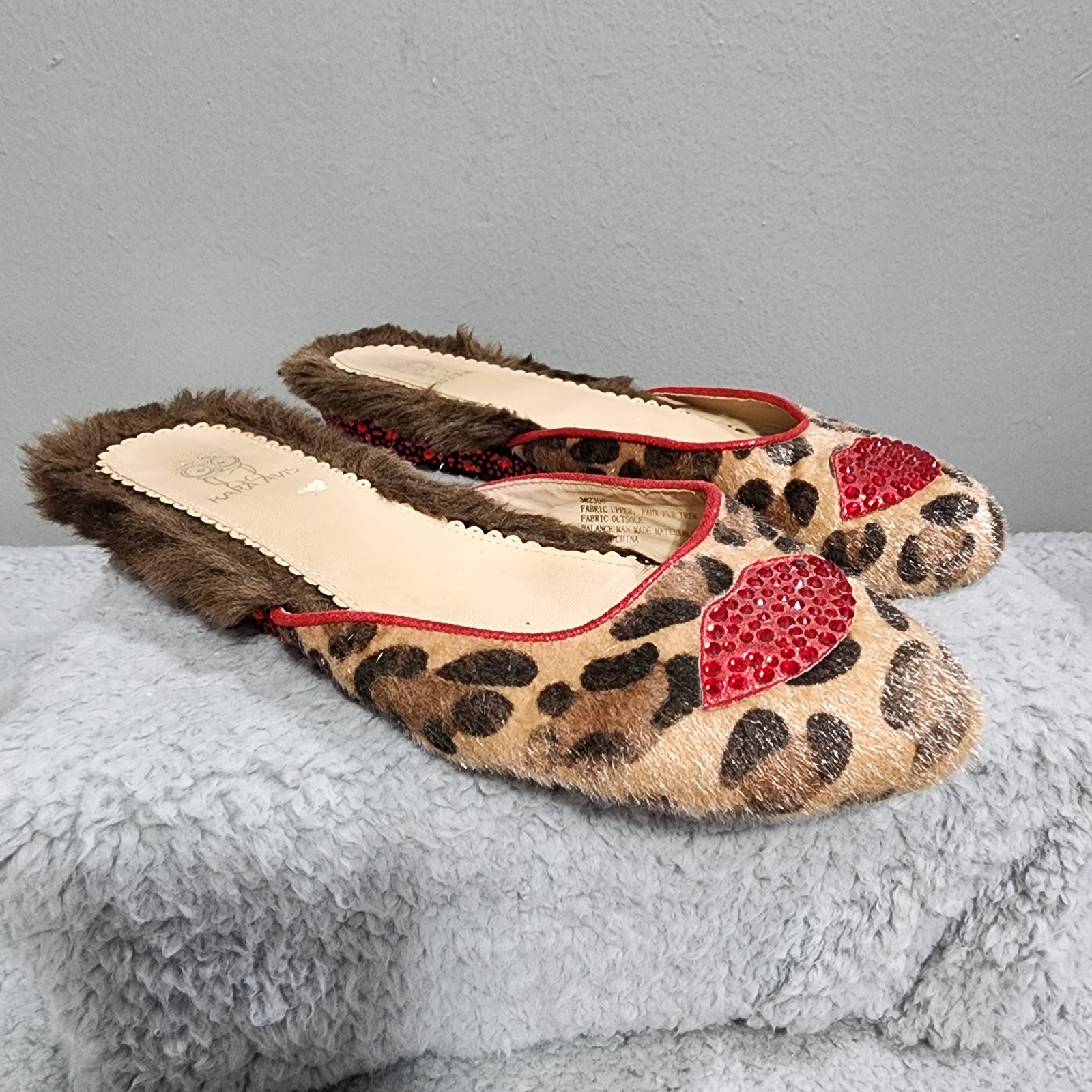 Rara Avis Leopard Print Red Rhinestone Lips Faux Fur Mule by Iris Apfel Size 8W