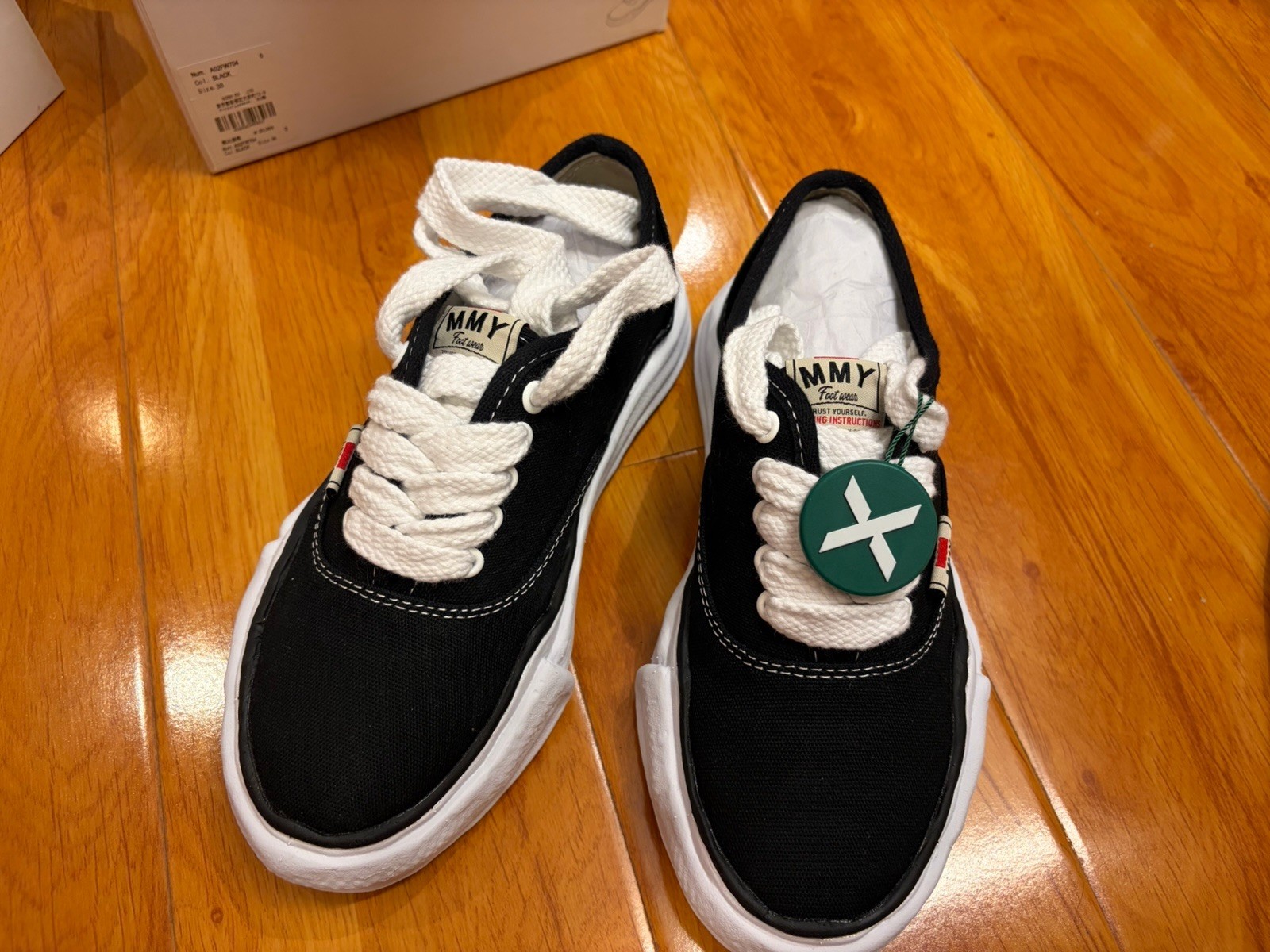 Maison Mihara Yasuhiro Baker OG Sole Canvas Black