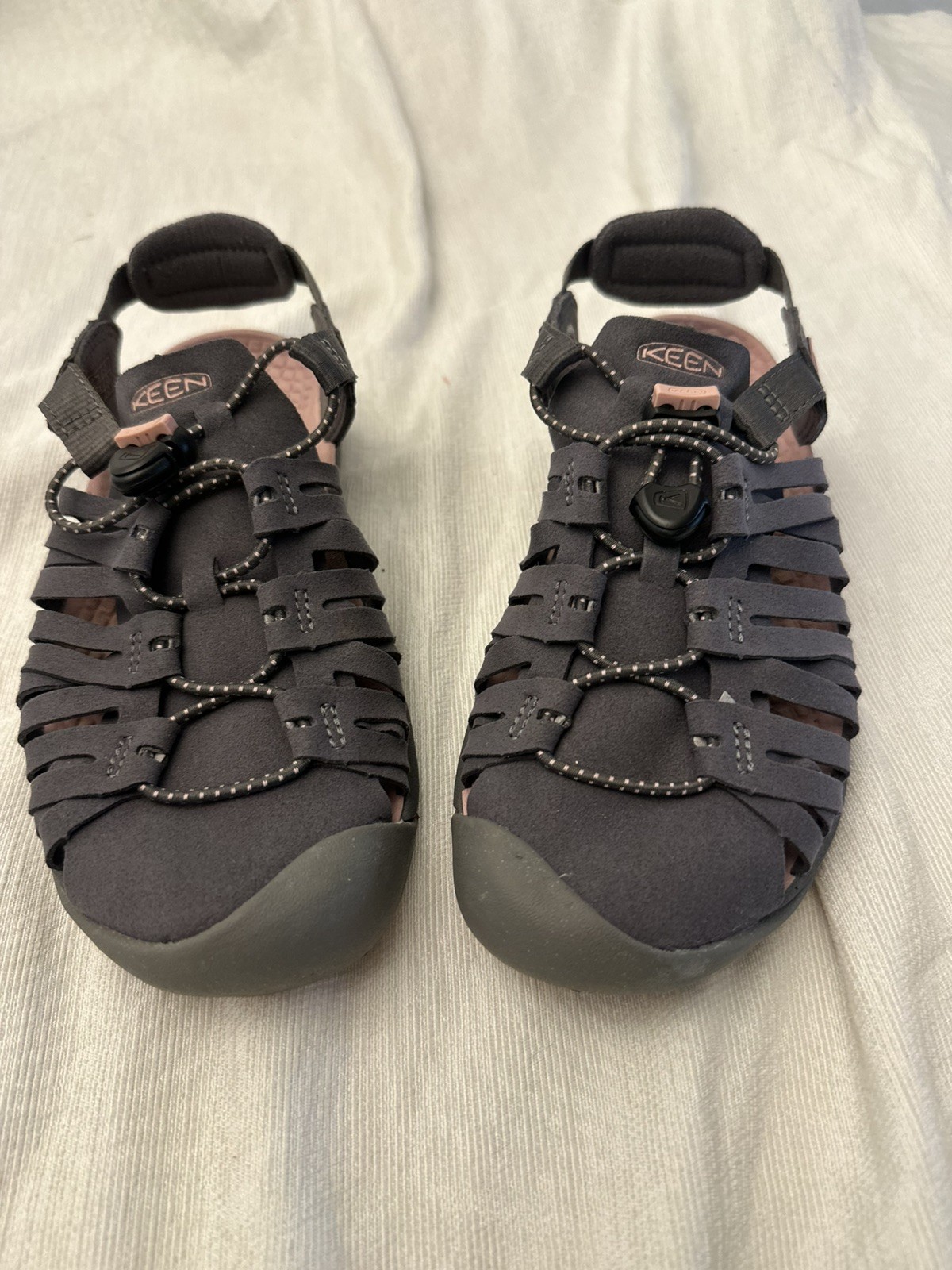Keen Cypress Sandals Gray Pink Women’s Size 7