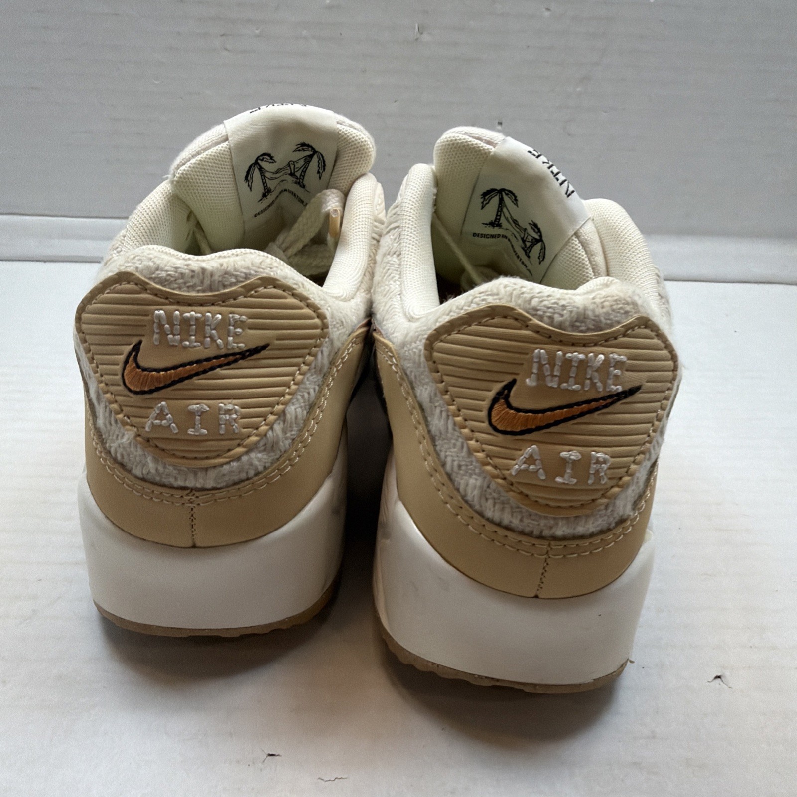 Nike W Air Max 90 Sun Club Sail White Orange Beige DJ9997-101 Women’s Size 9
