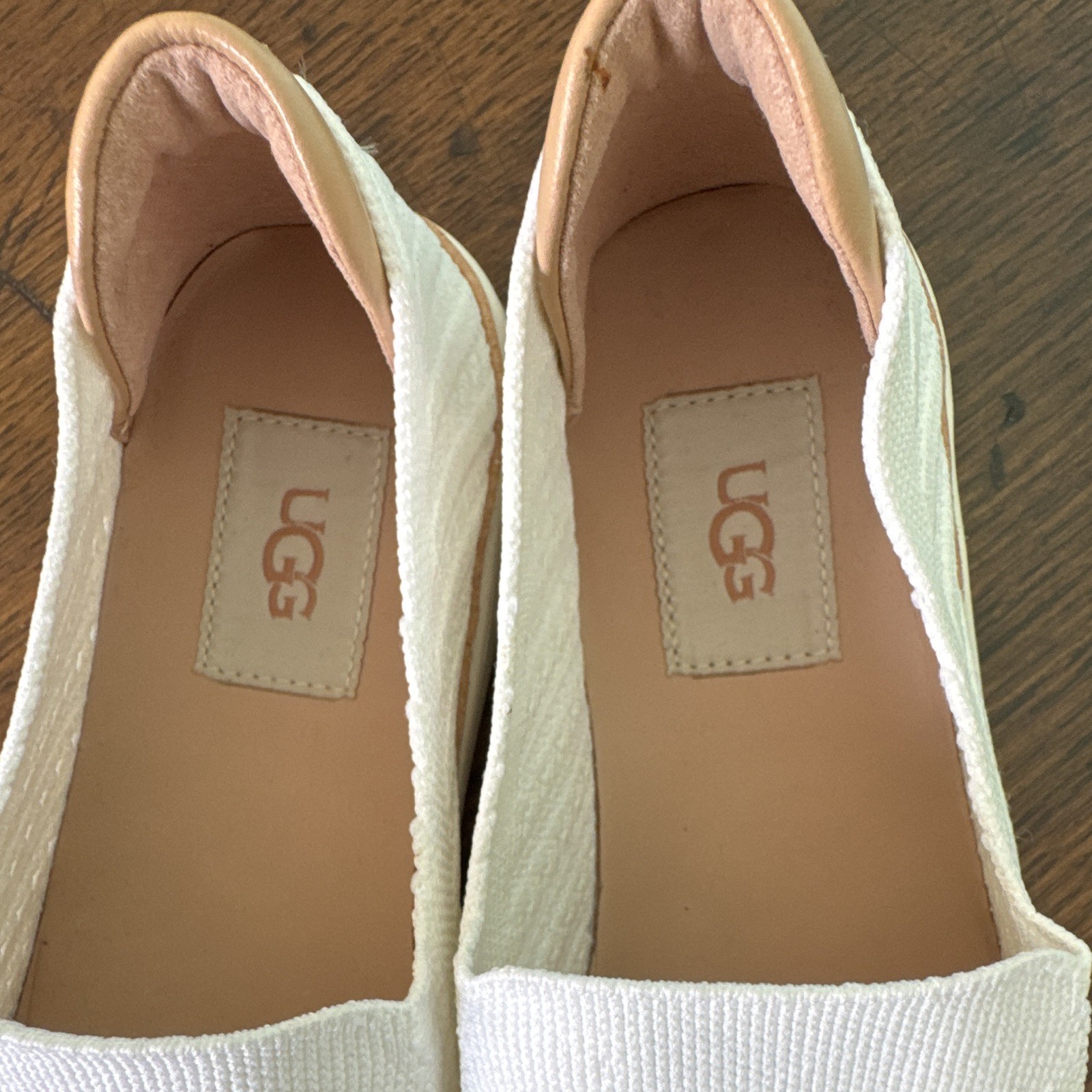 UGG Women’s Sammy 1102560 Chevron Knit Slip-On Sneakers US 7.5 EU 38.5