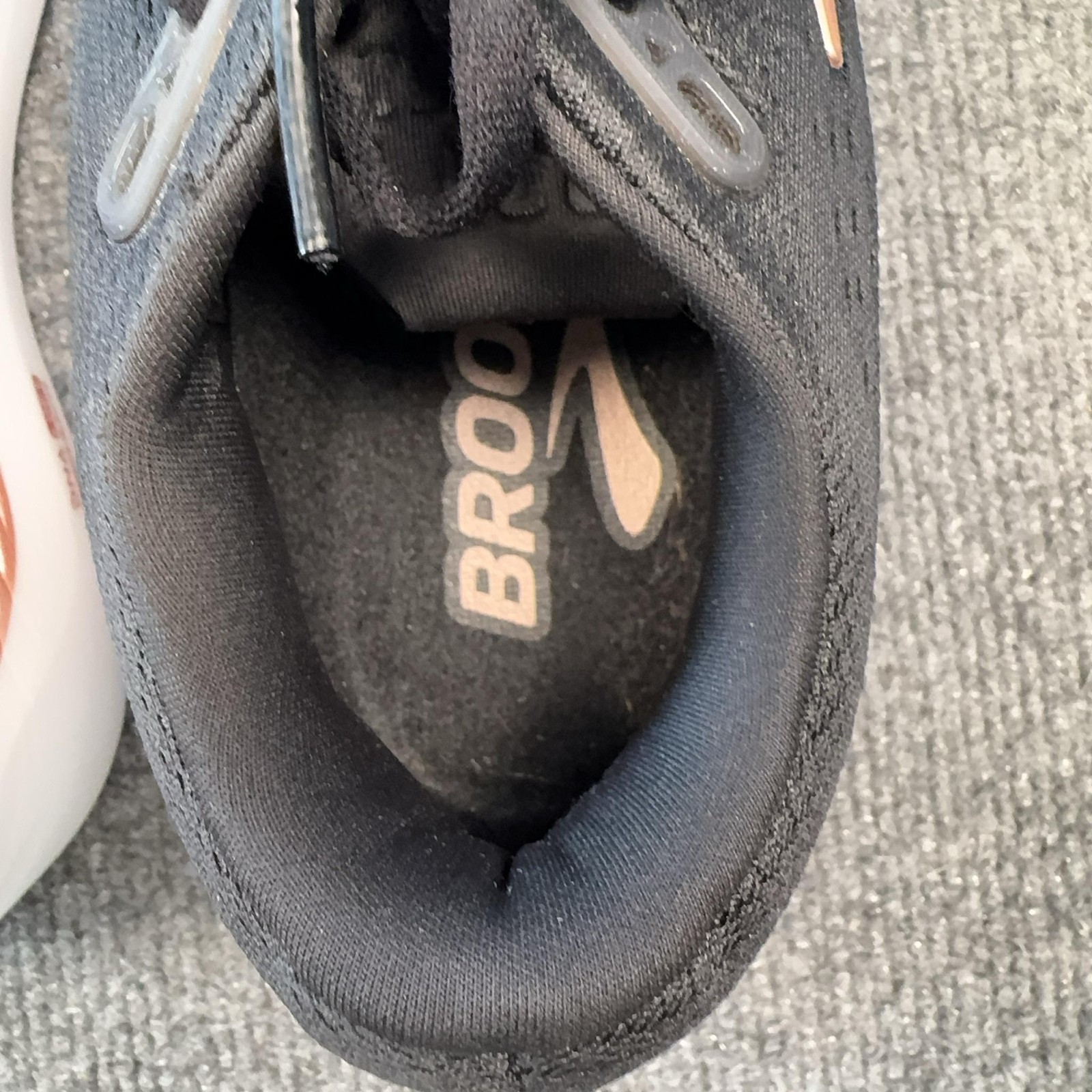 Brooks Ghost Max Running Shoes Womens Size 6.5D Black Wide 1204571D043