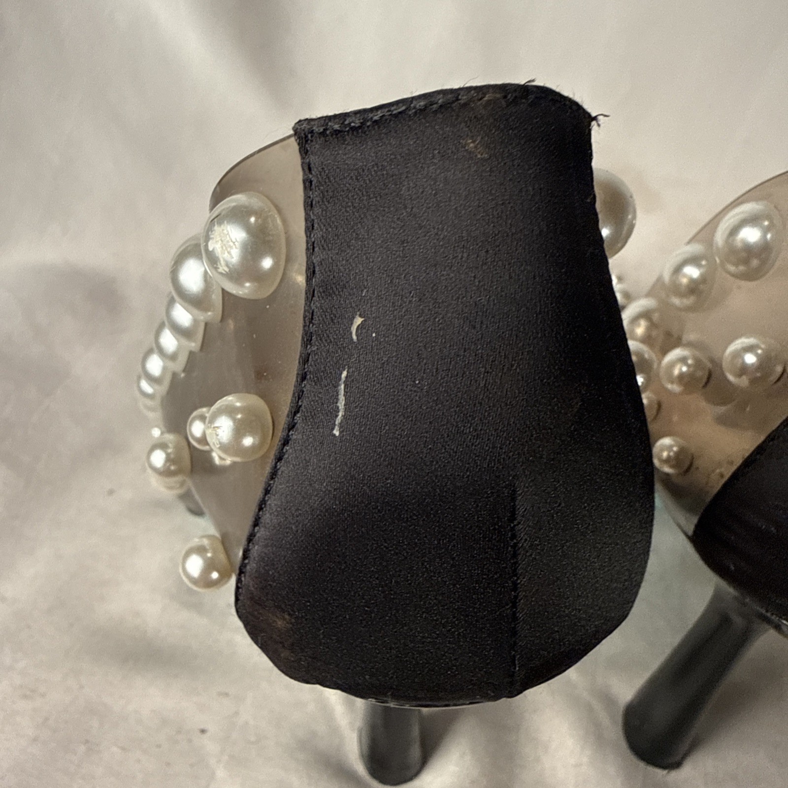 Betsey Johnson Pearl Studded Heels, Size 8.5 Sb Halo