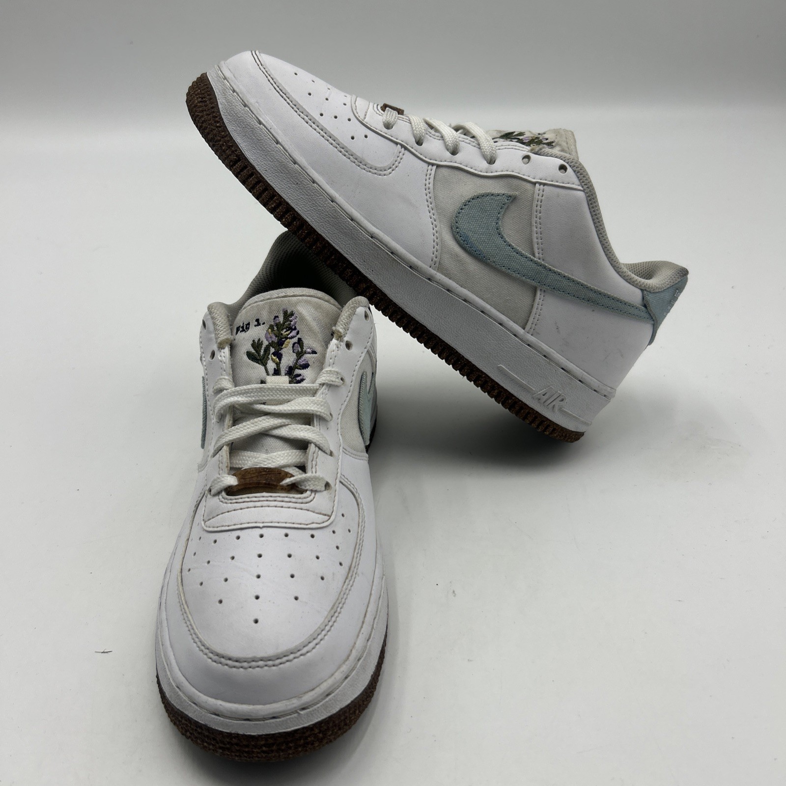 NIKE AIR FORCE 1 SHOES LV8 DA3093-100 SIZE 7Y YOUTH 8 1/2 WOMANS WHITE INDIGO