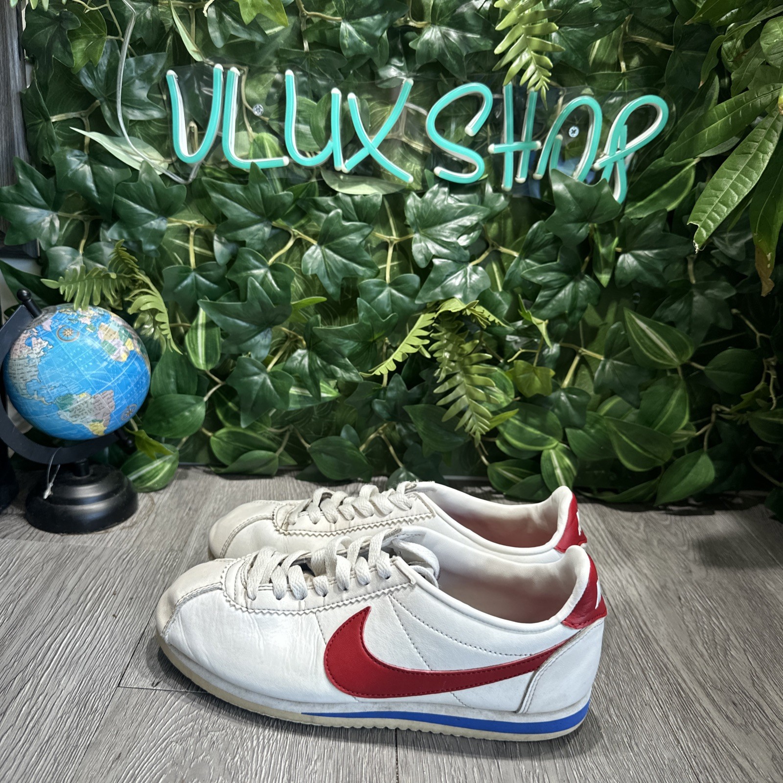 Nike Womens Classic Cortez 807471-103 White Casual Shoes Sneakers Size 7