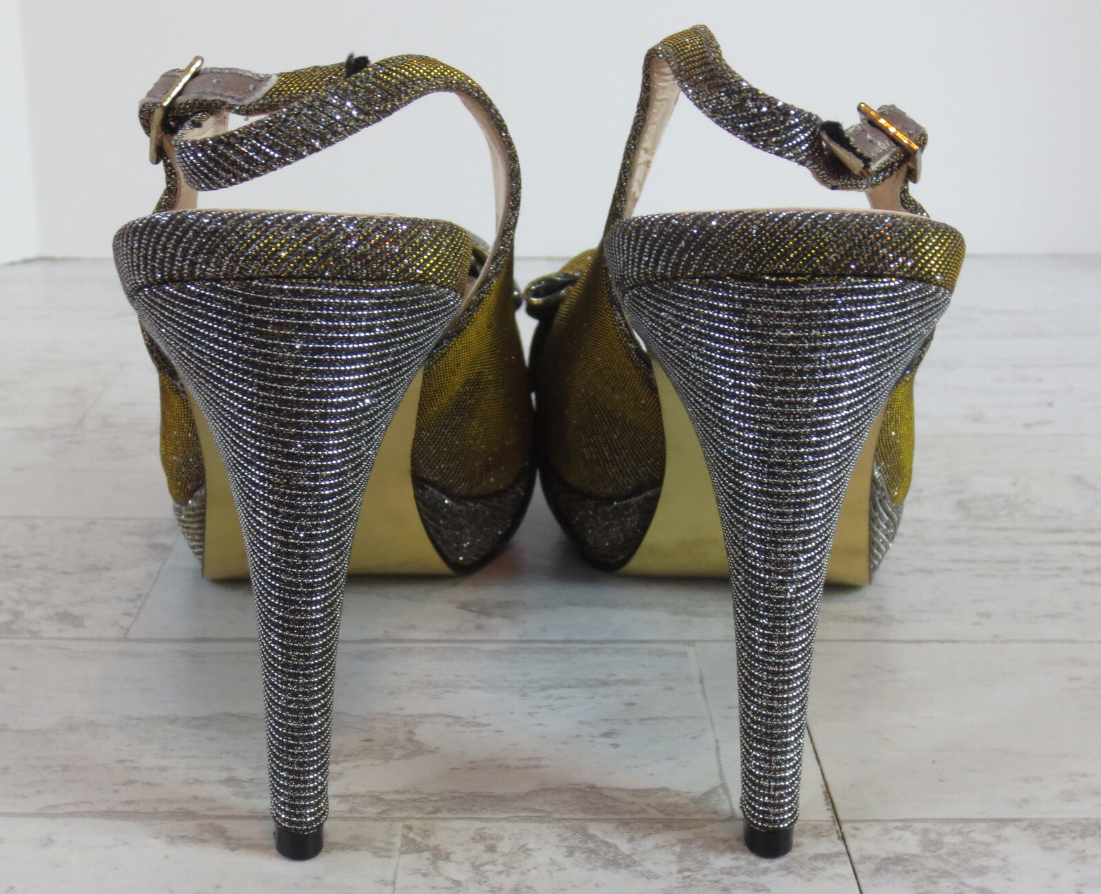 Sacha London Beauty Stilleto Heels Womens Sz 10 Metallic Iridescent Peep Toe Bow