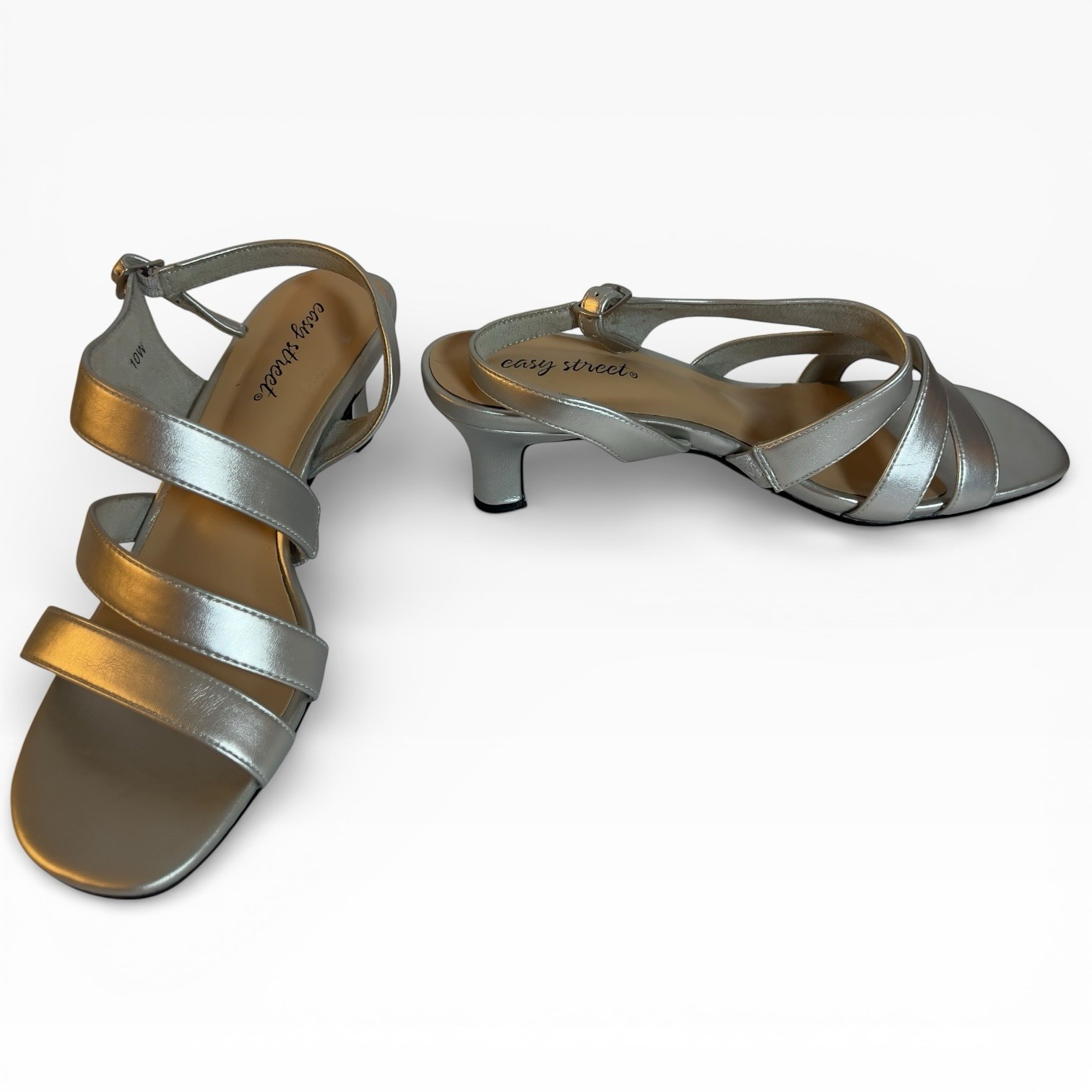 Easy Street Silver Strappy Kitten Heel Sandals Women Size 10W Wide Wedding Dress