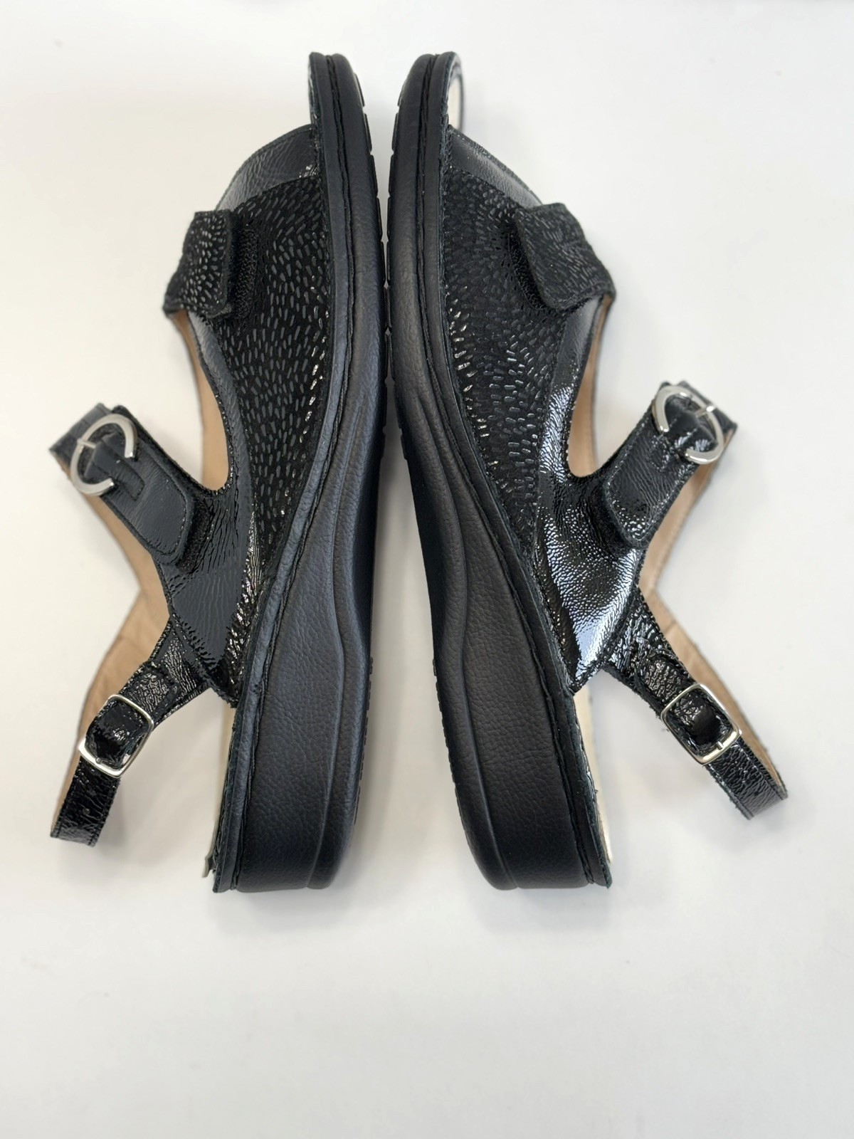 Ecosanit Womens Black Patent Leather Ankle Strap Comfort Sandals Italy Sz 42 /11