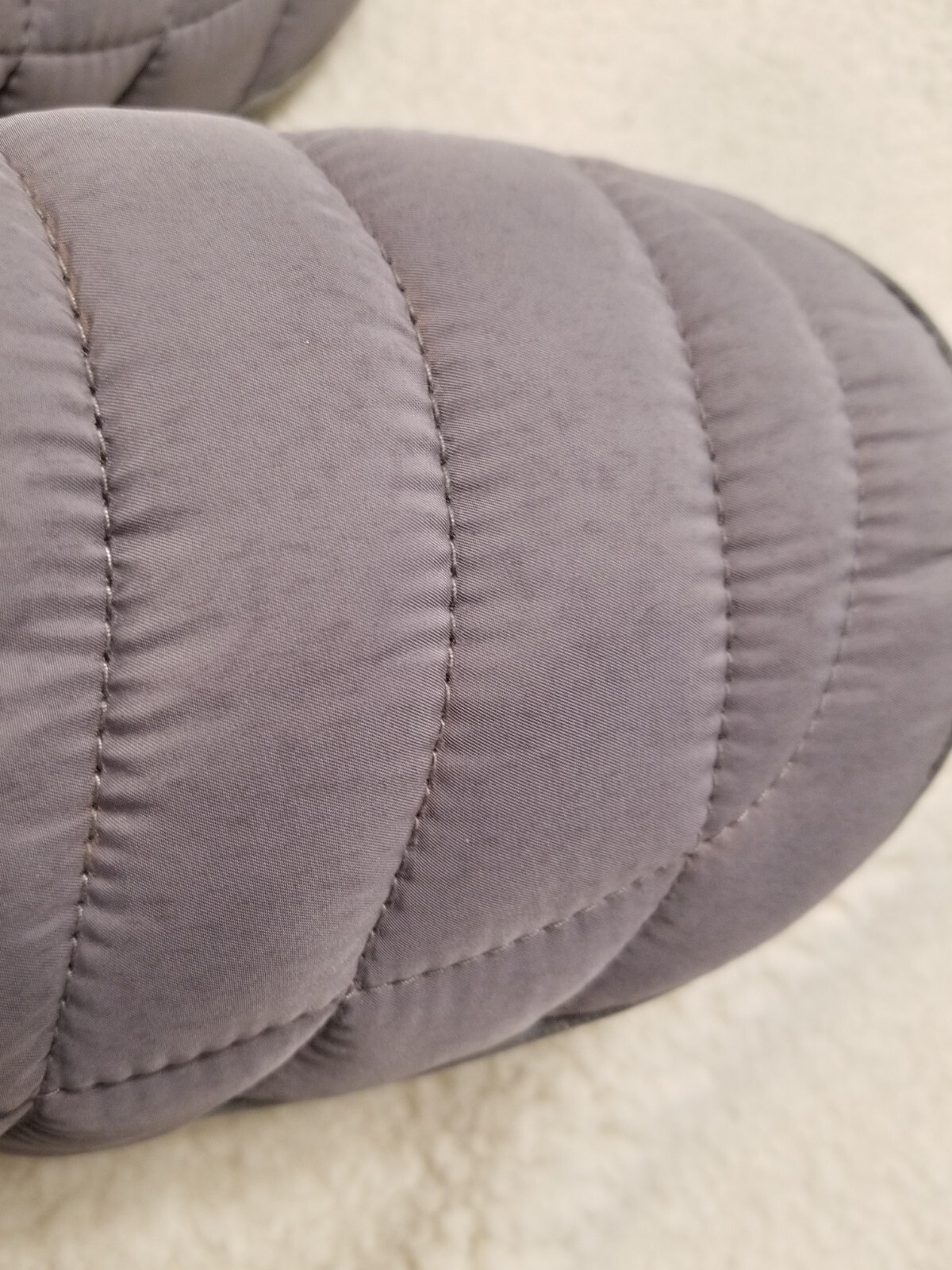 ABOUND Union Puffer Quilted Scuff Slippers Gray Quilt Nylon Sz M 9/10