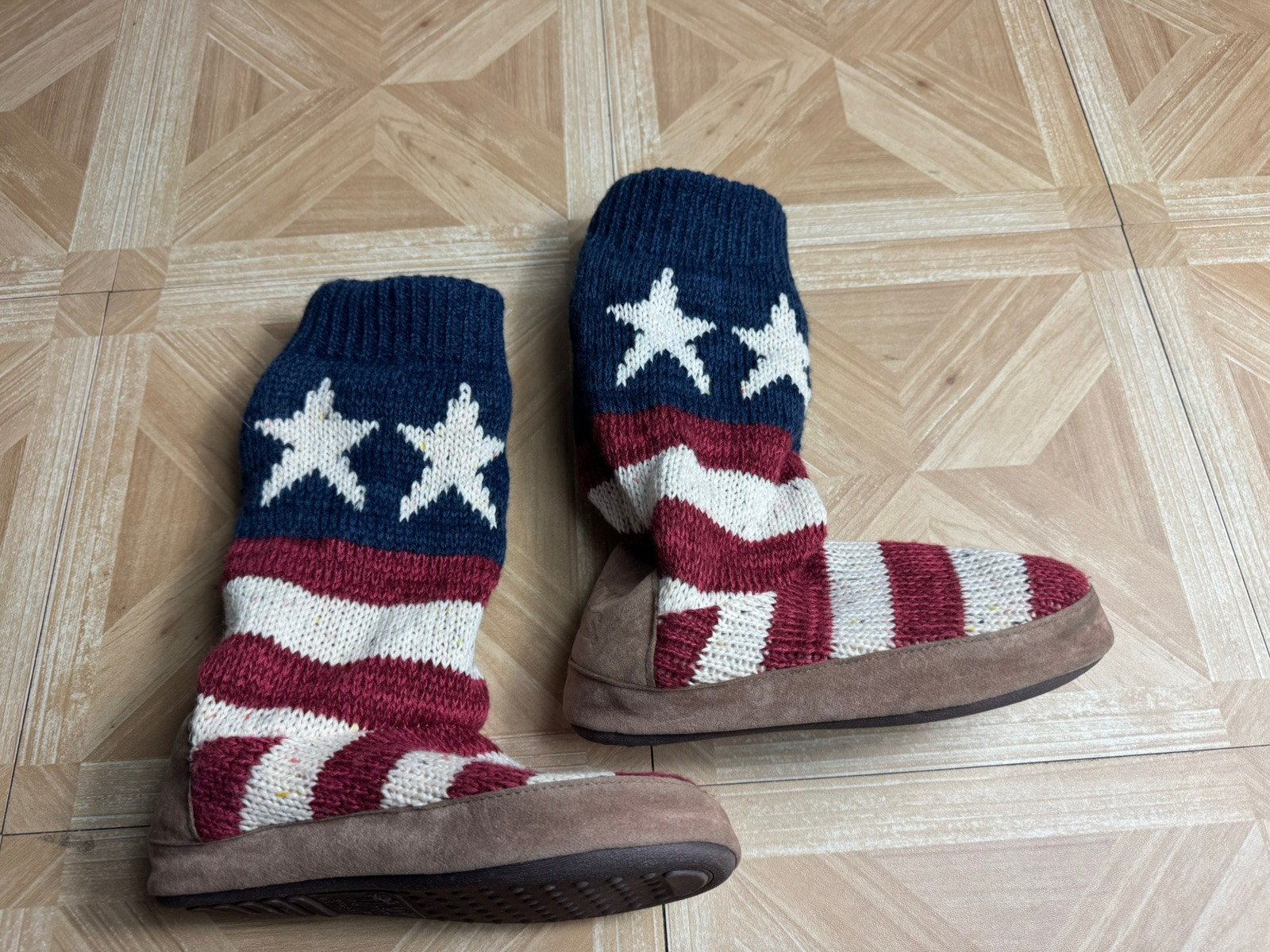 Muk Luks Shoes Stars & Stripes American Flag Knit Slipper Patriotic Sz Small 5-6