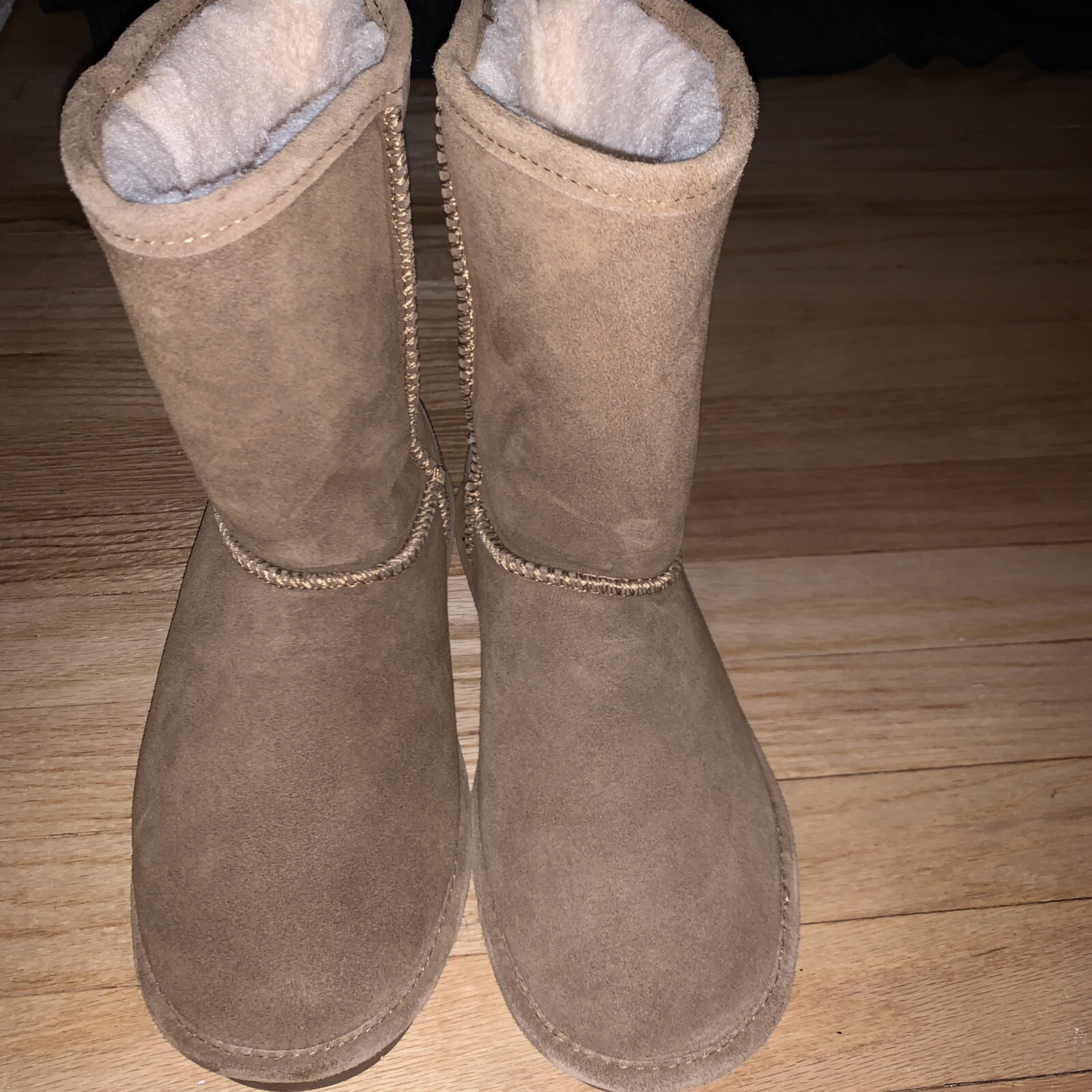 BEARPAW 608 W Emma Short Hickory Womens Casual BOOTS Size 9 M