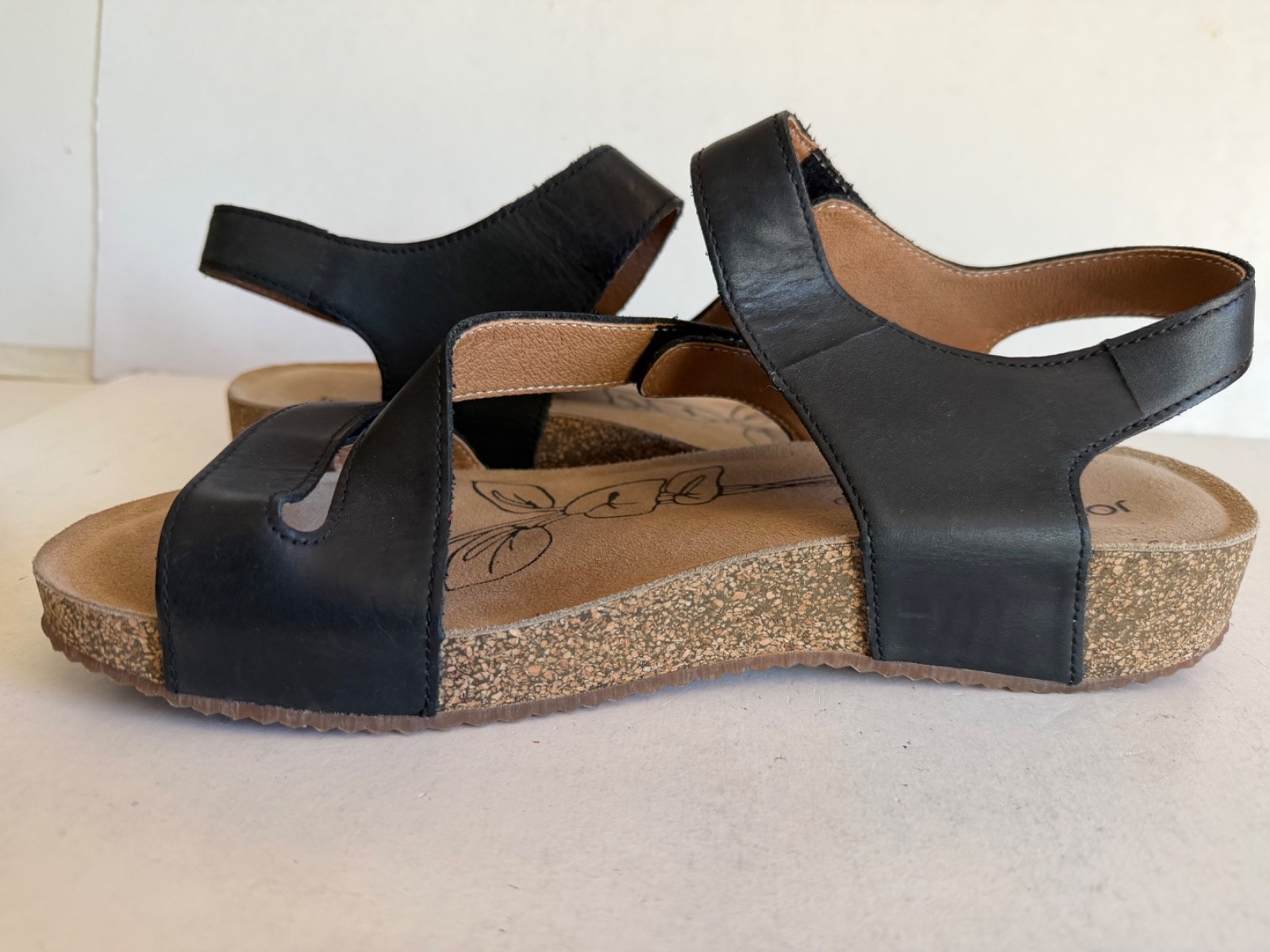 Josef Seibel Womens Sandals Size 42 US11 Leather Multi Straps Black