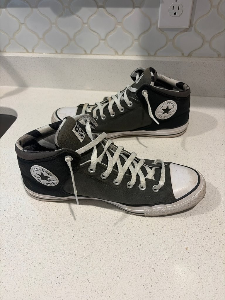 Converse Chuck Taylor All Star High Top Sneakers
