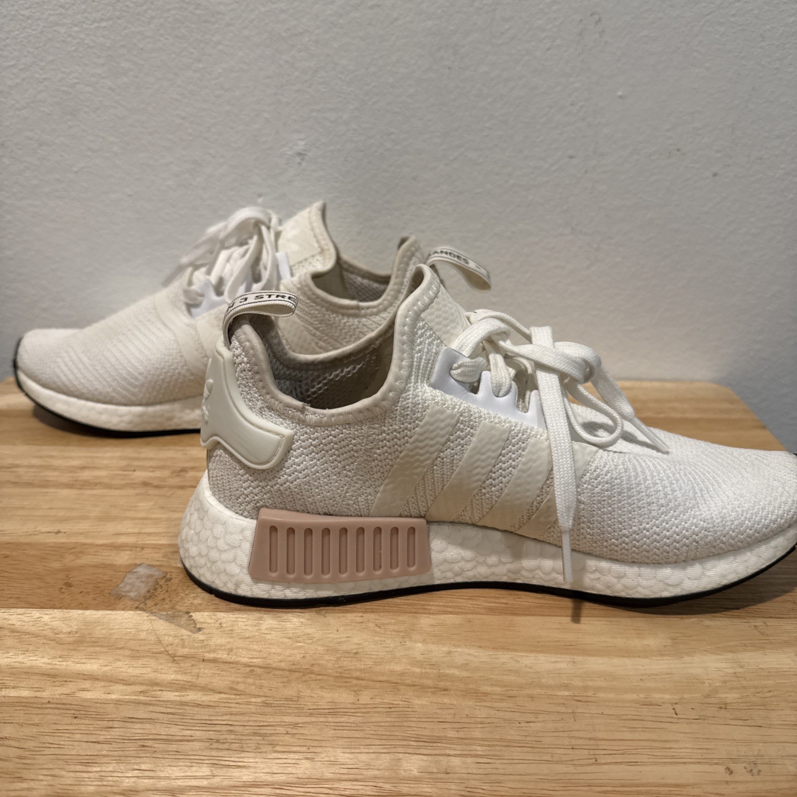 Adidas NMD R1 Rose Gold White Metallic Womens Sneaker Shoes 7.5 EE5173