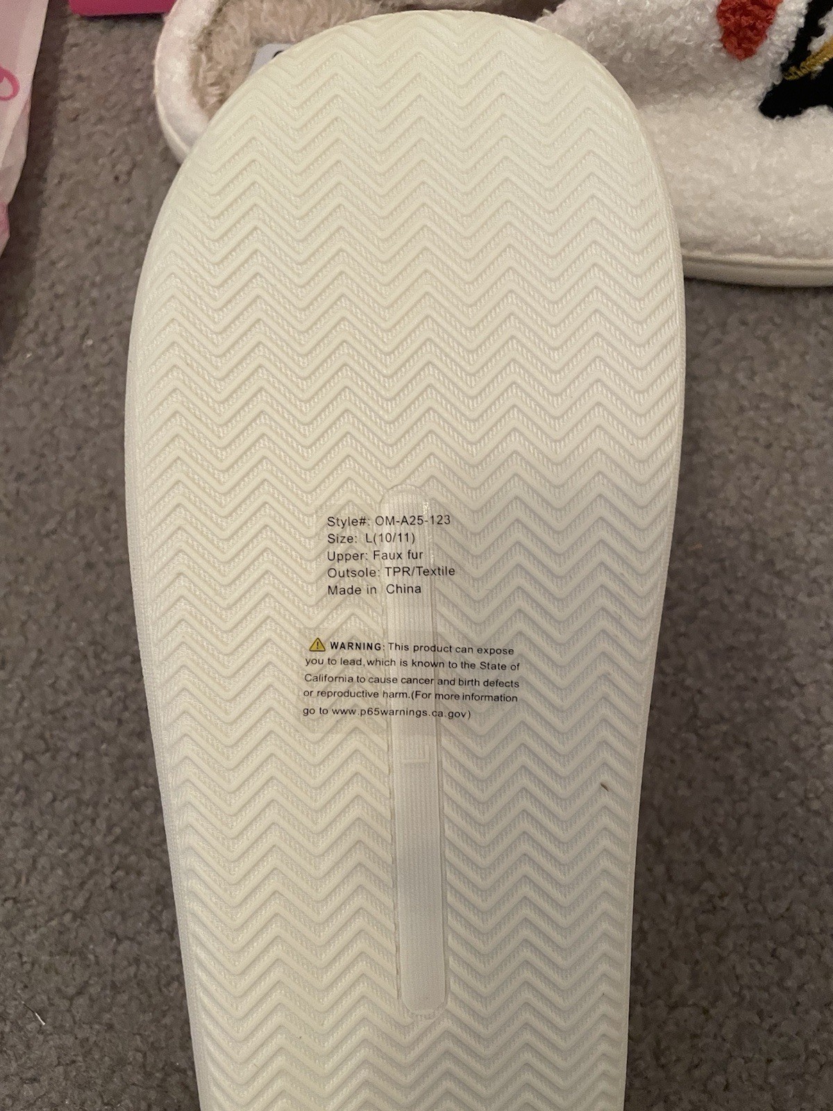 Olivia Miller Holiday Penguin Scuff Slipper womens Large L 10/11 New In Box Shoe