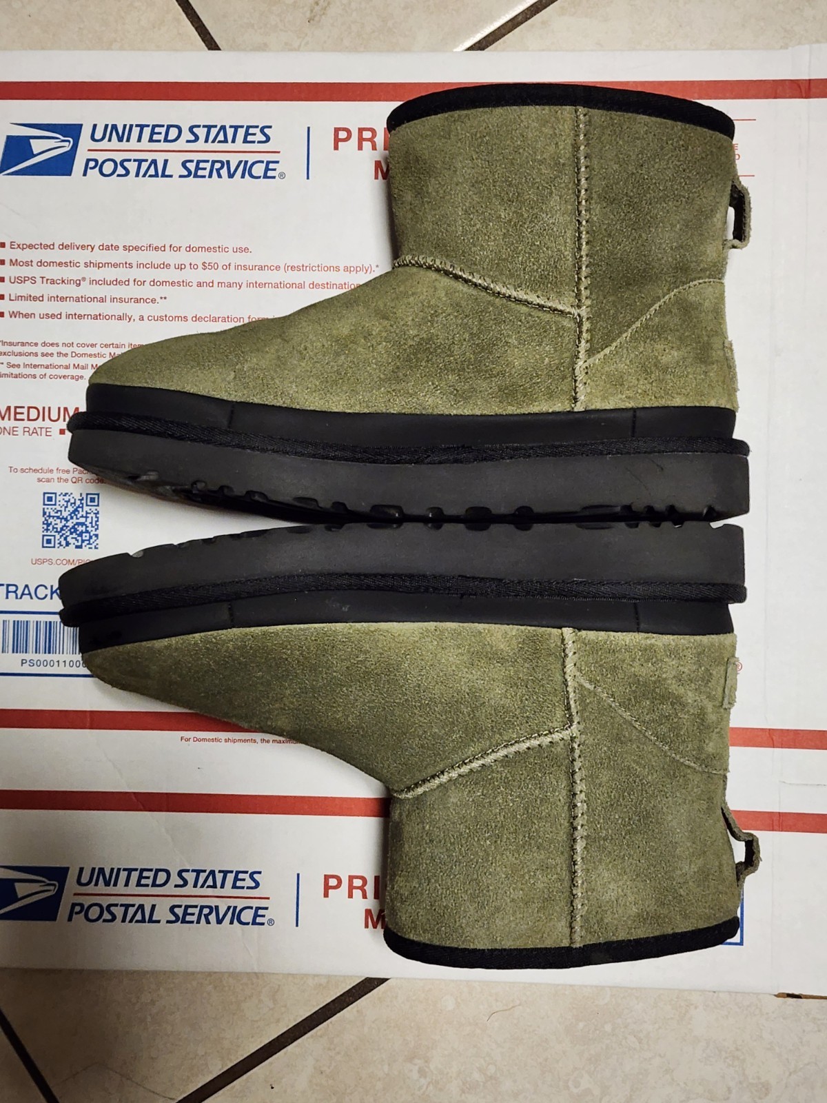UGG Womens Classic Mini Zipper Tape Logo Boot Burnt Olive 1144034 Size 6