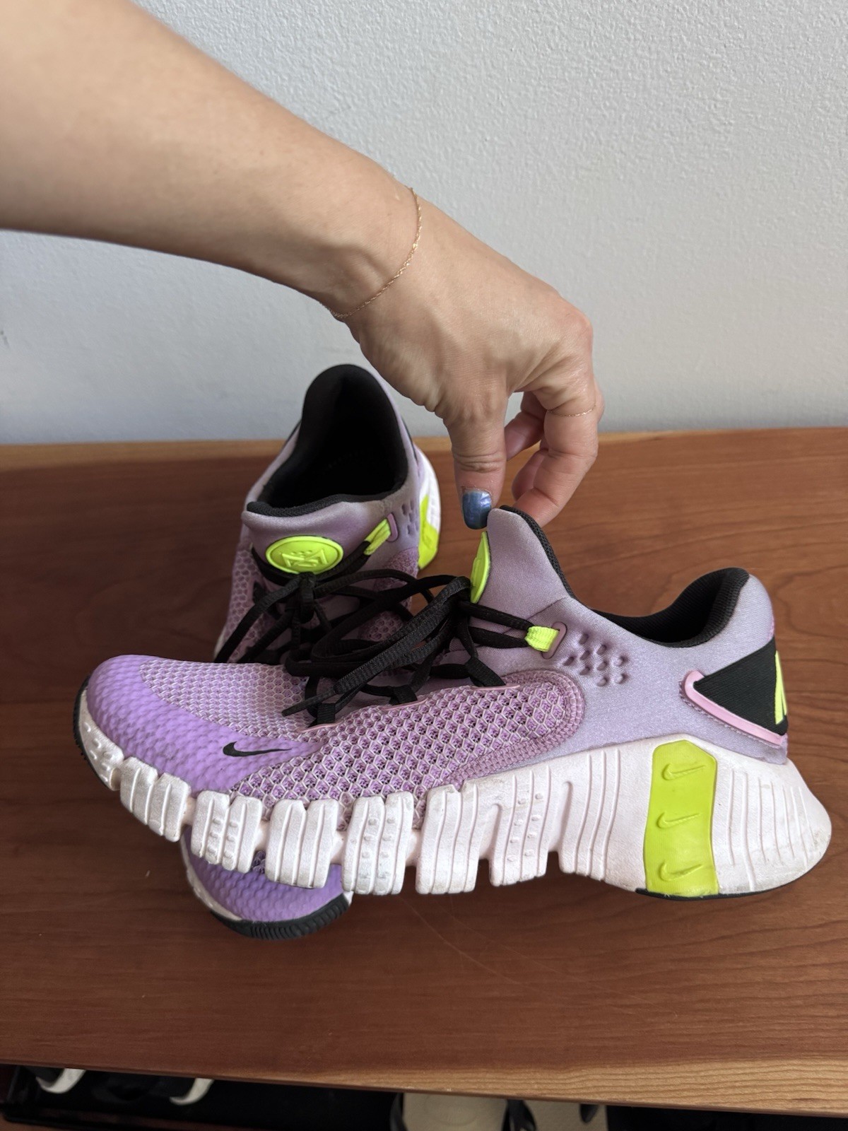nike free metcon 4 W9.5