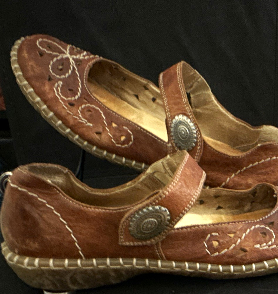 Rieker Womens Brown Leather Mary Jane Comfort Flats Floral Embroidered Round