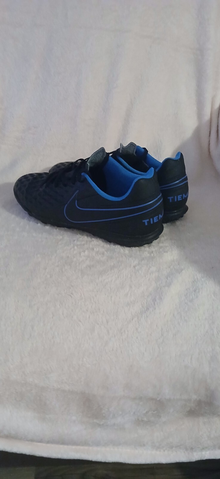NIKE Tiempo Legend 8 FG women shoe fits size 8.5