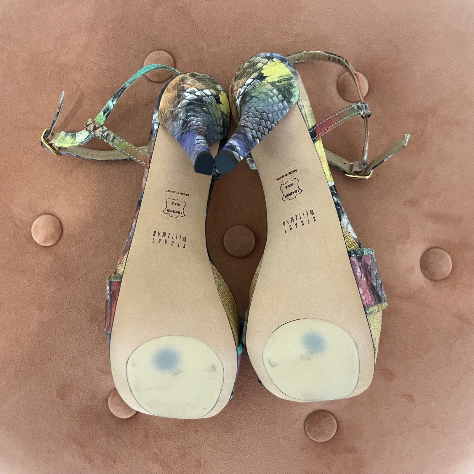 NEW w/ Box Stuart Weitzman «Onceover» Multicolor Python Print Platform Heels – 7