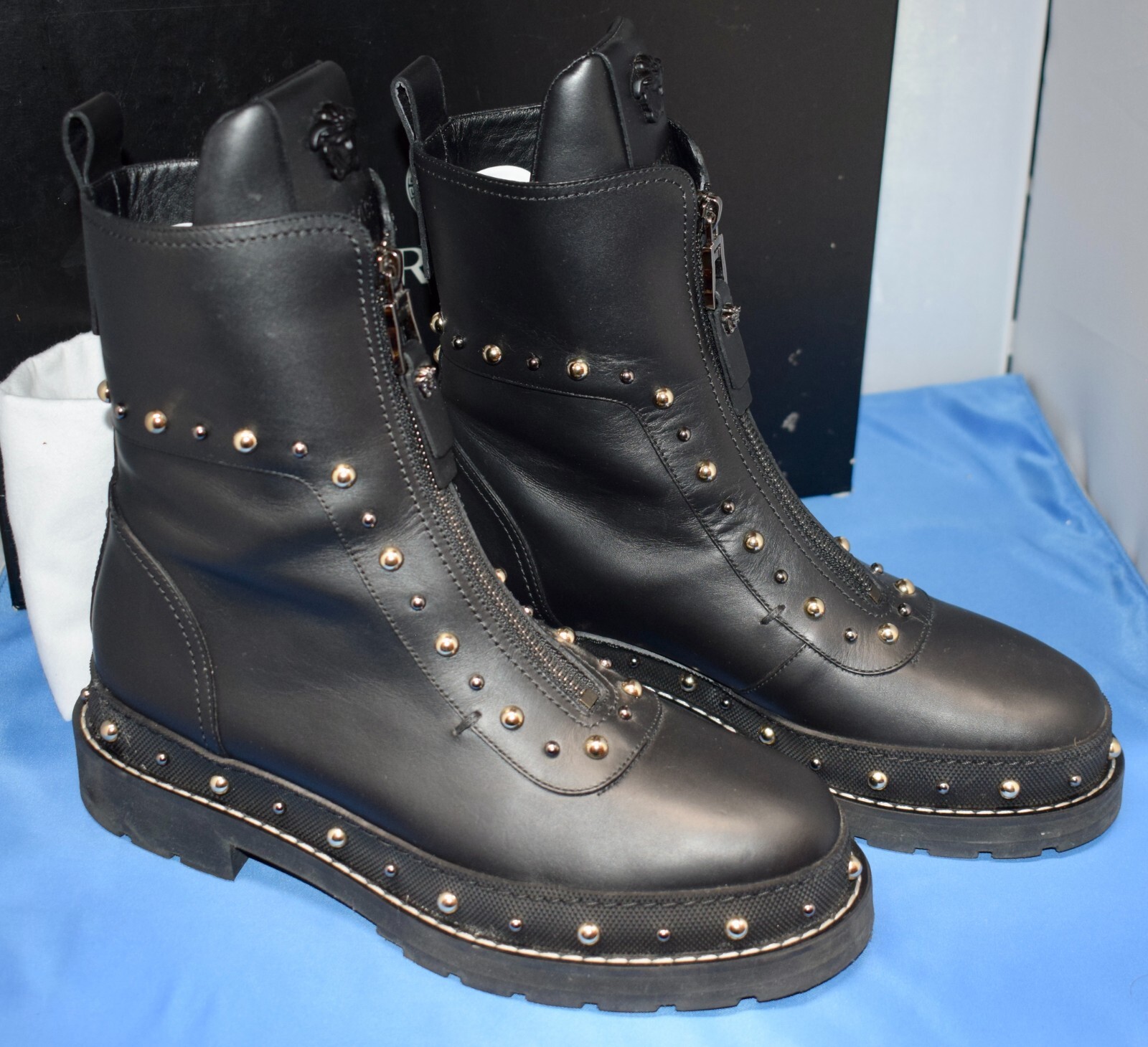 Womens Versace Black City Stud Combat Biker Size 40 Ankle Zip Up Boots ~ HS4