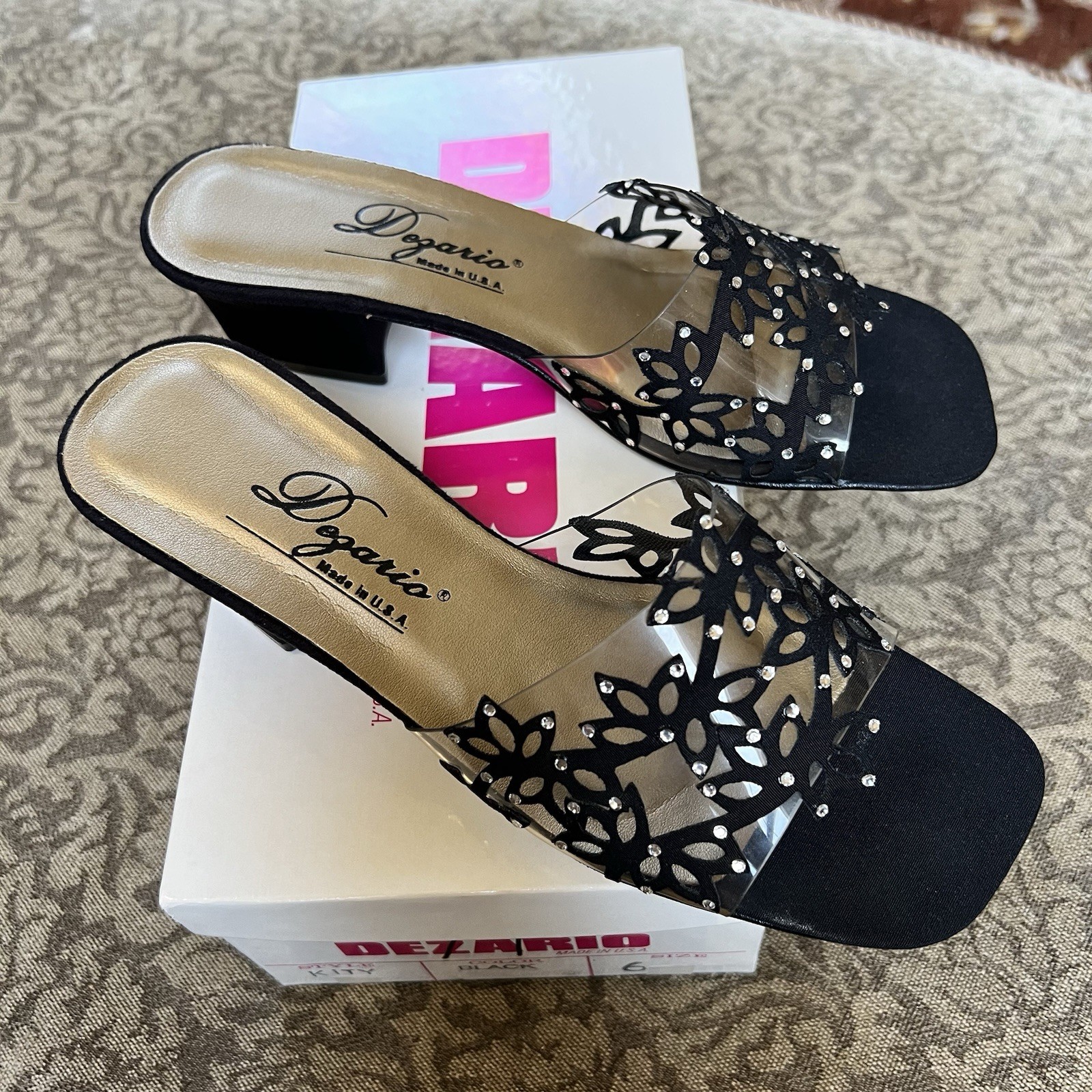 Dezario Kity Black Suede Flowers On Vinyl Slides Block Short Heel New Size 6