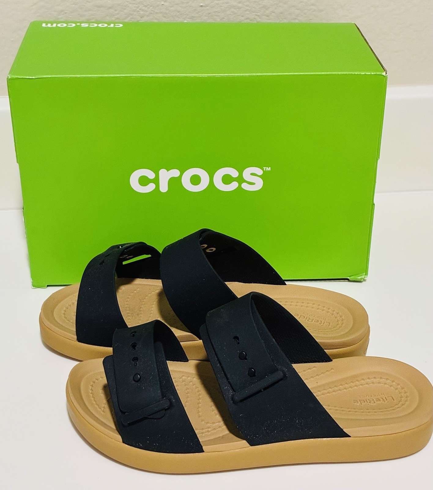 Size 6 Women Crocs Brooklyn Buckle Low Low Sandals Slip-On Wedge Black/Tan w/Box