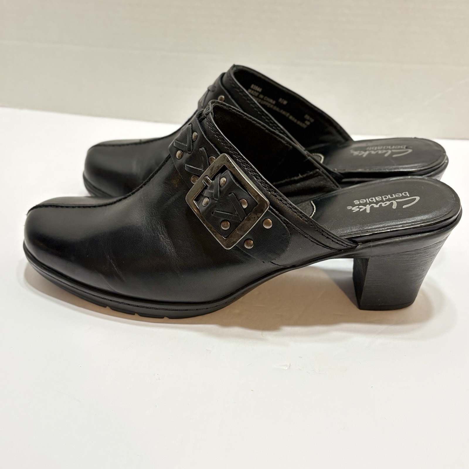 Clarks Bendables Black Leather Mule Clog Business Casual Shoe 83544 Women 9.5M