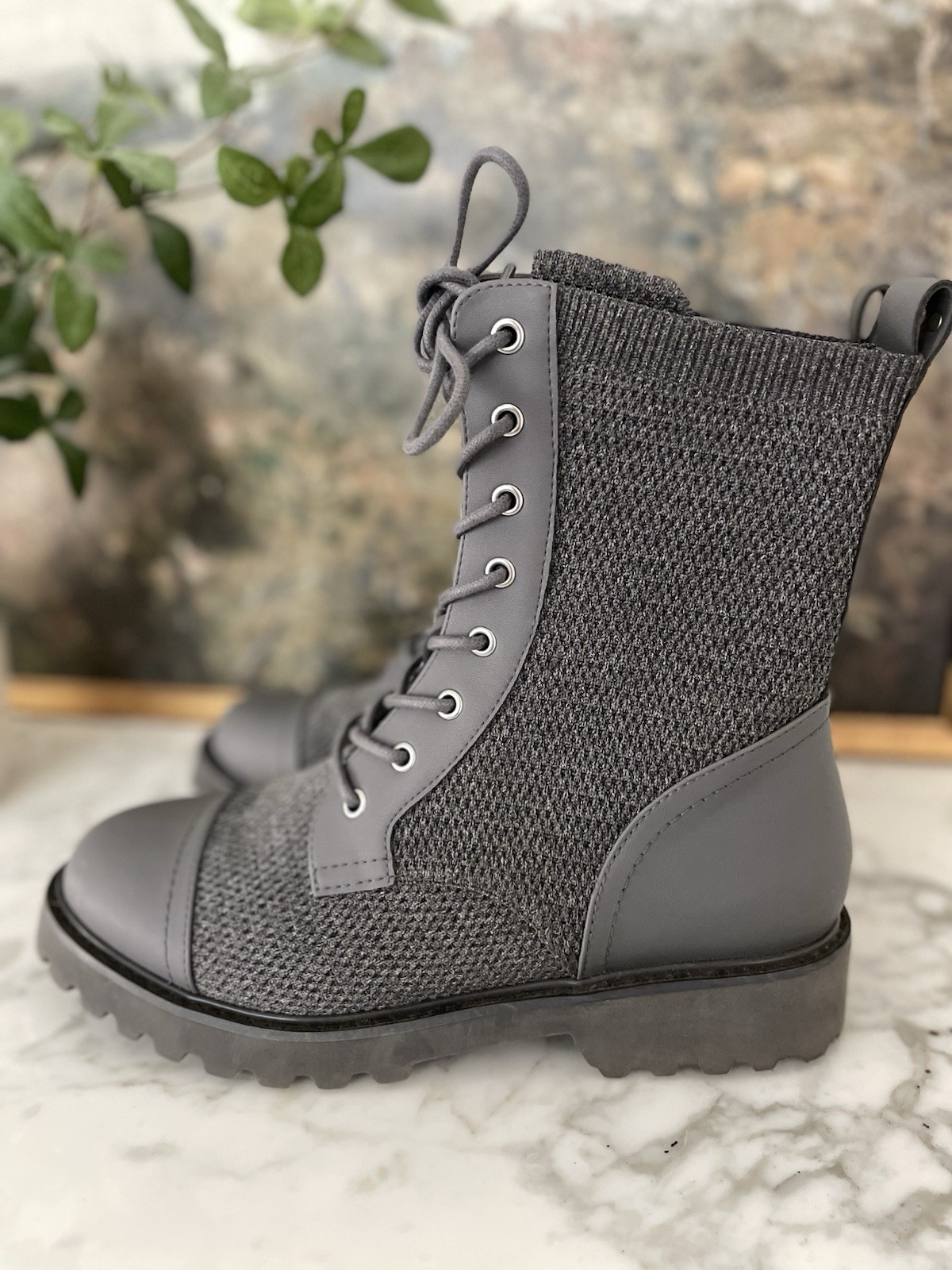 Vivaia Florence Chunky Combat Boots 9.5 Gray Water Repellent Lace Up