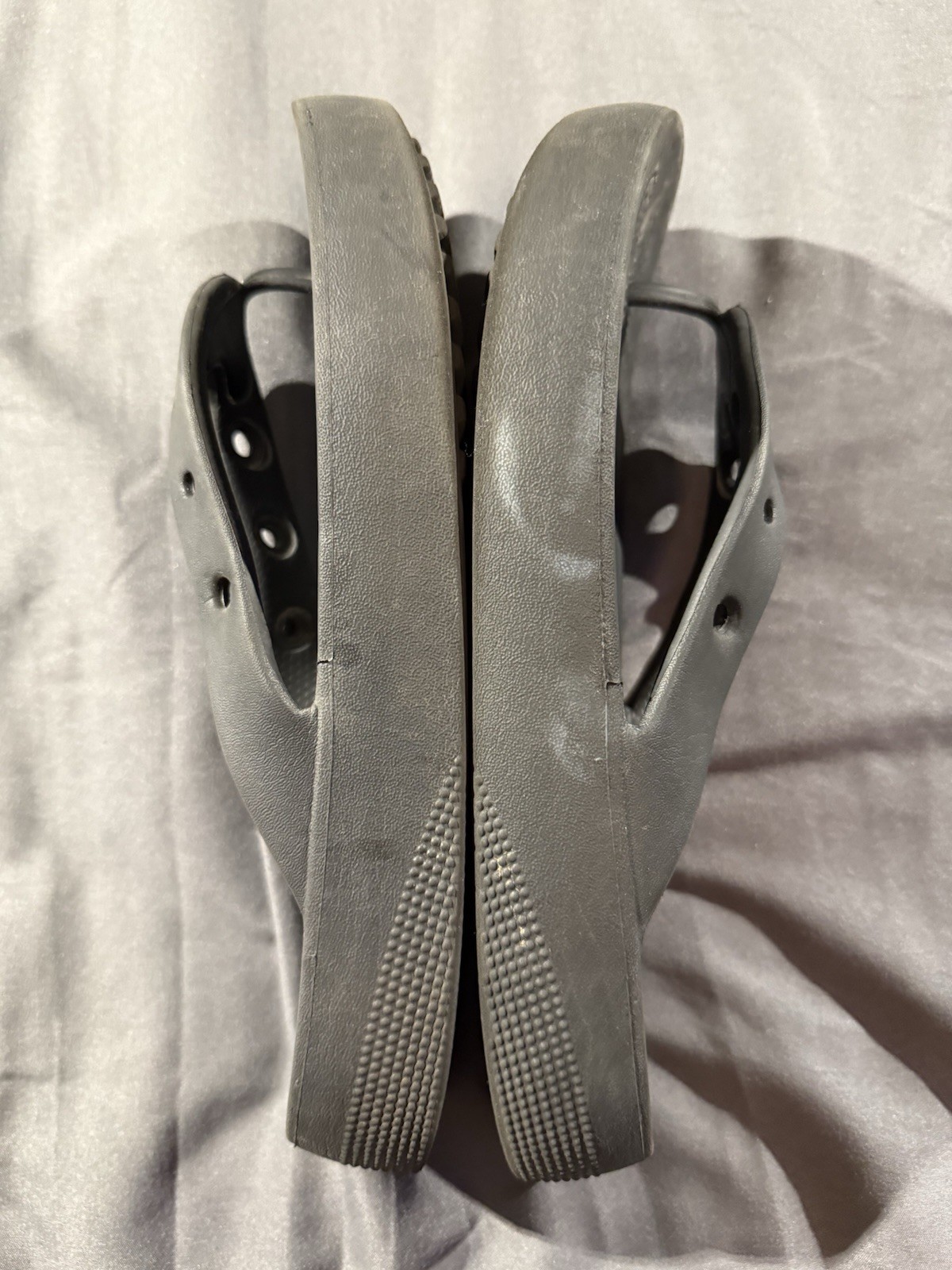 Crocs Baya II Unisex W8 M6 Flip Flops Black Comfort Thong Sandal Slip On