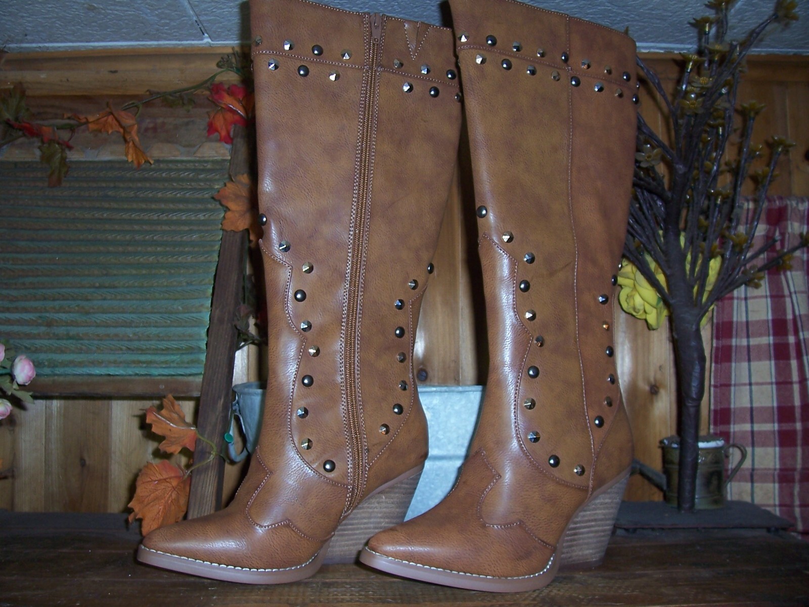 CATO WOMENS BROWN LONG LENGTH BOOTS SIZE 8 ZIPPER SIDE METAL JEWEL STYLISH NEW