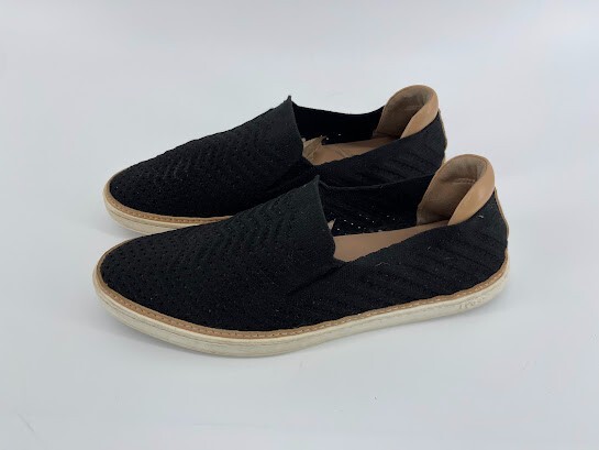 UGG Sammy Chevron Slip On Shoes 1102560 Black Knit Weave Womens Size 11