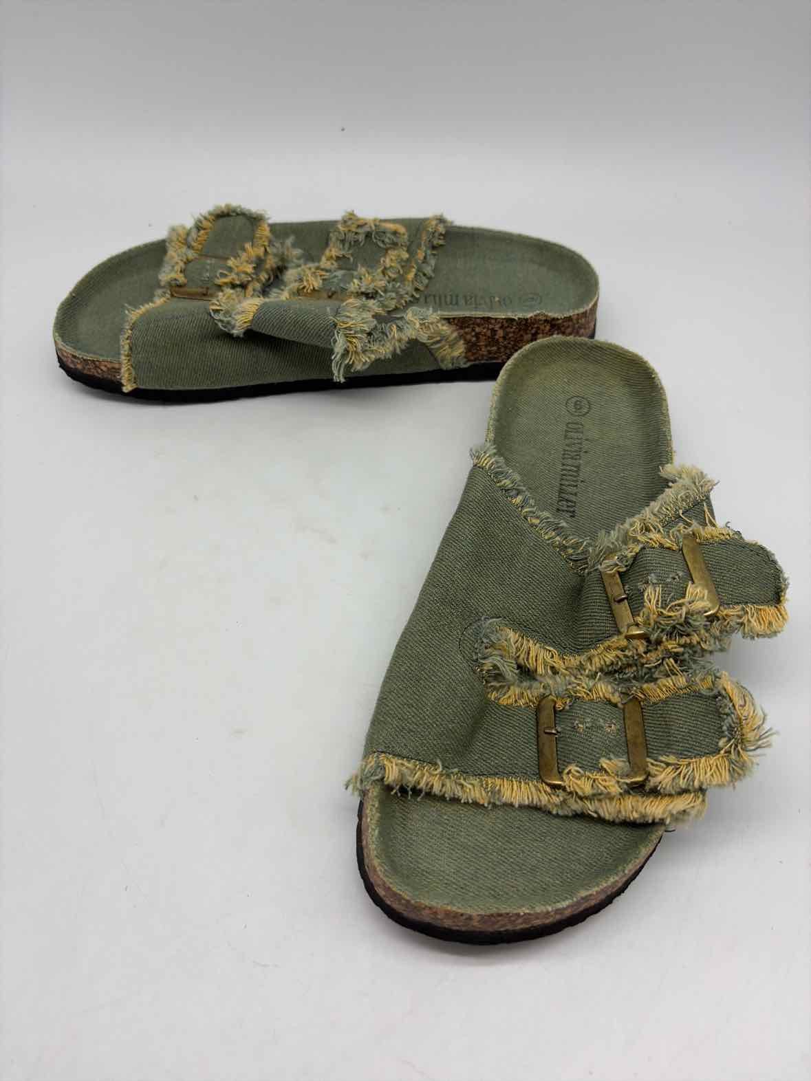 Olivia Miller Green Size 6 Slide Sandals