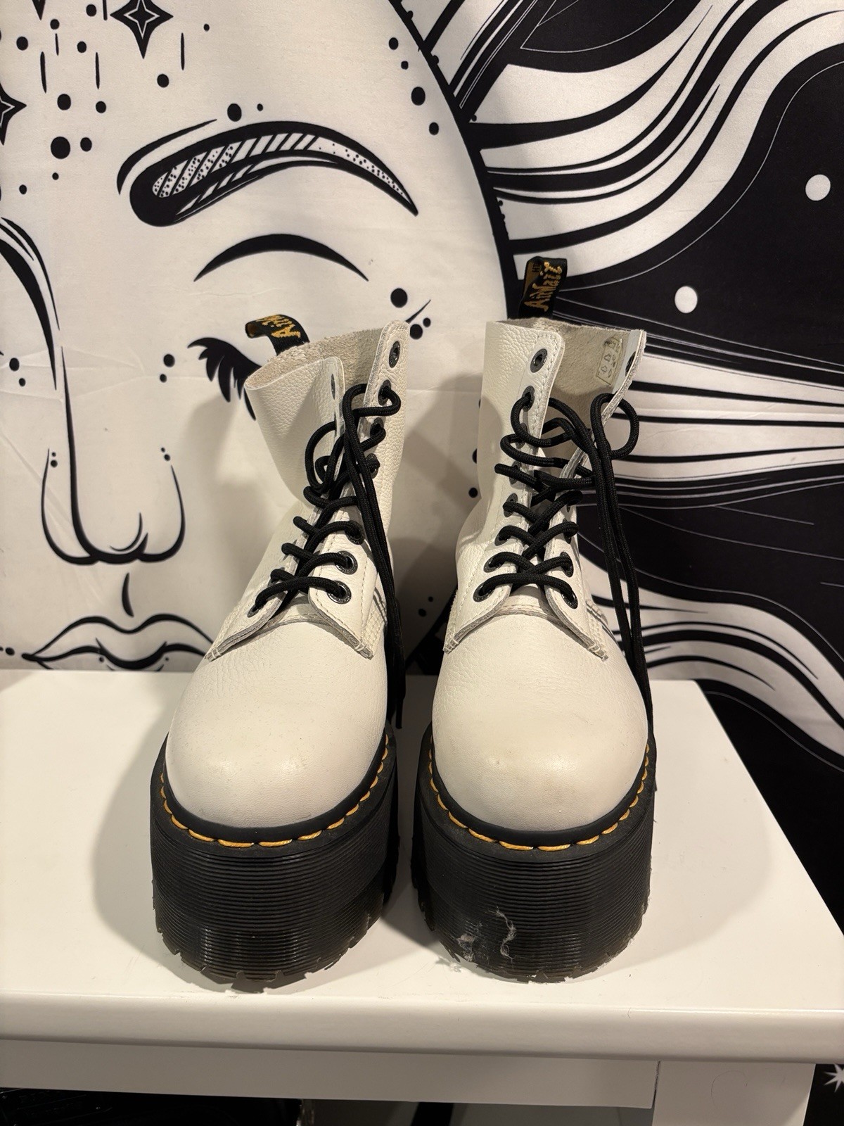 Dr. Martens 1460 Pascal Max White Leather Platform Lace-Up Ankle Boots US 7