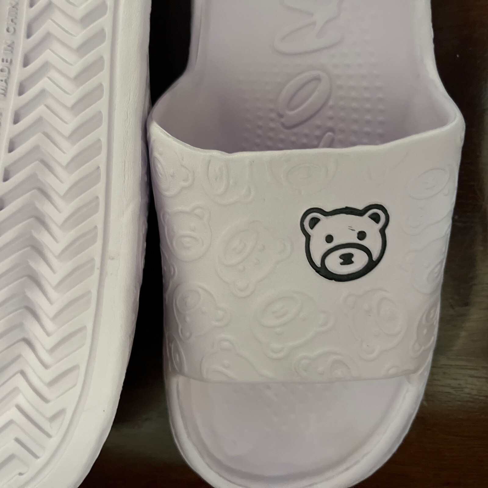 NEW CUTE BEAR PILLOW SLIDES LAVENDER SZ 9-10 GARDEN BATHROOM SHOES NIB USA