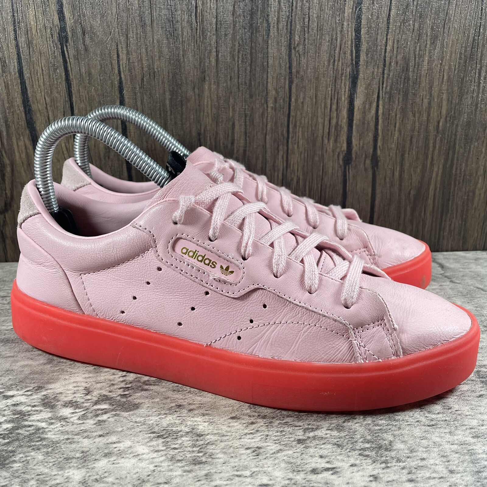 Adidas Originals Women’s SLEEK BD7475 Fashion Casual Sneakers Diva Pink Size 7