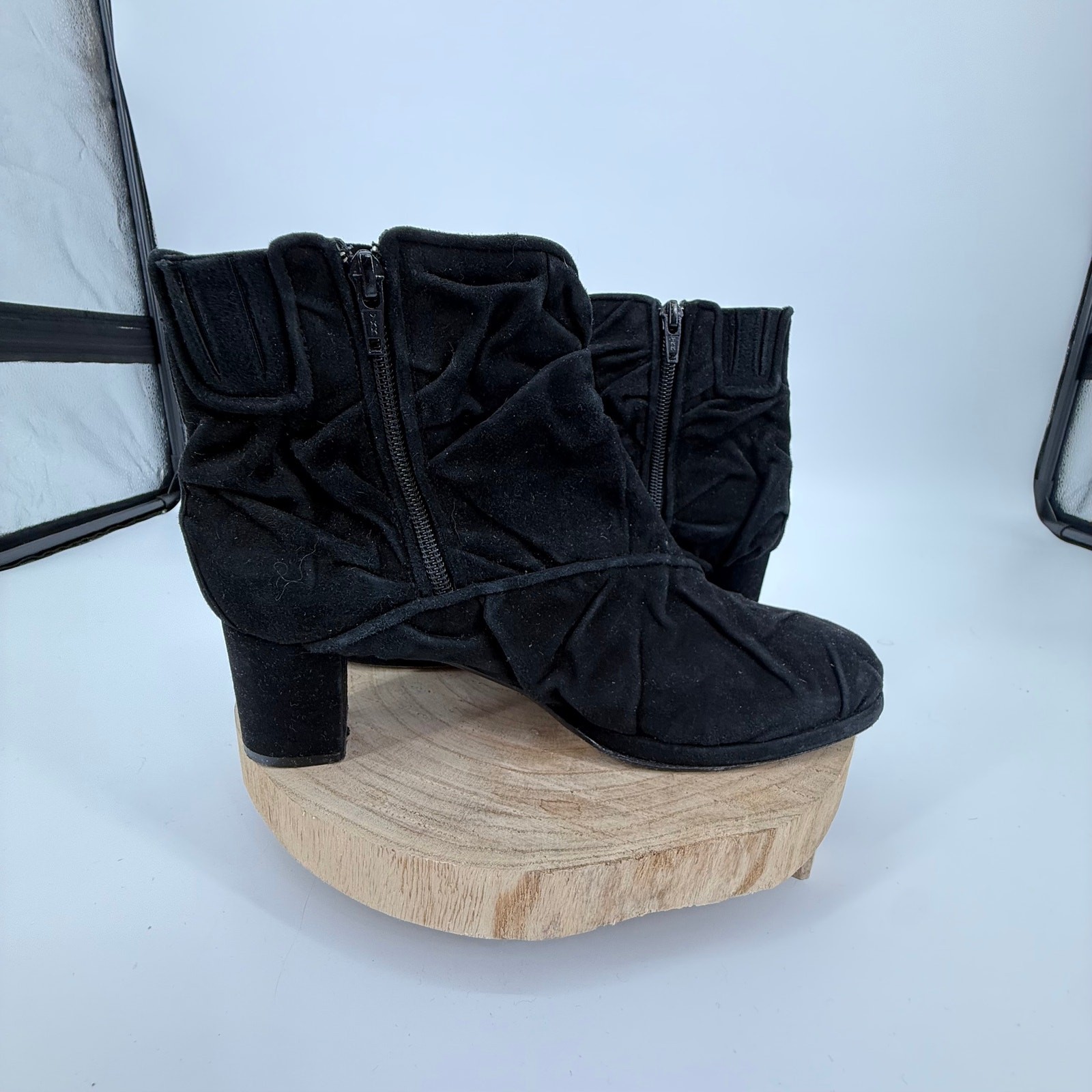 Warren Edwards Suede Black Ankle Boots SZ 10.5 Italy Unique Feminine Punk