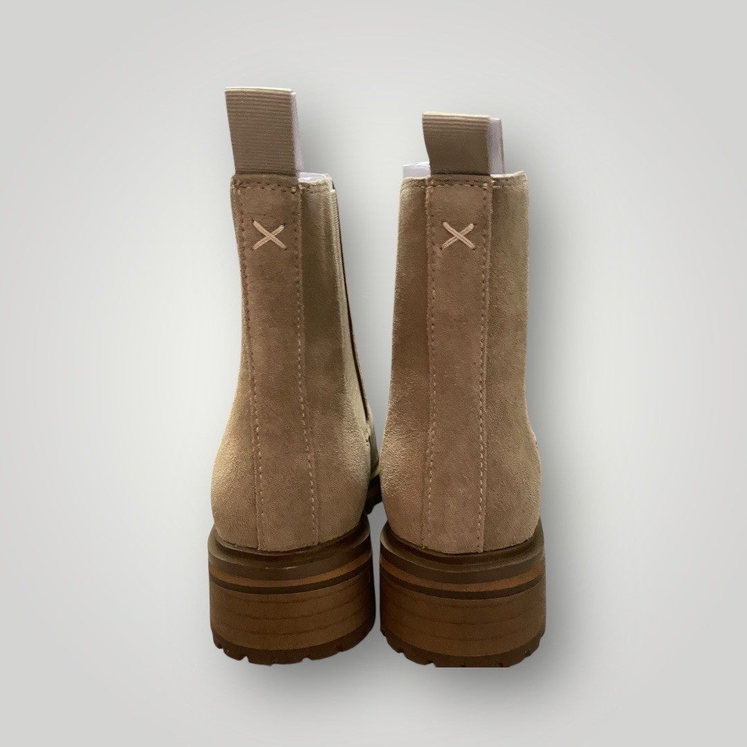 Quince Suede Chelsea Boots Women 6 Desert Color Lug Sole Block Heel Pull On New