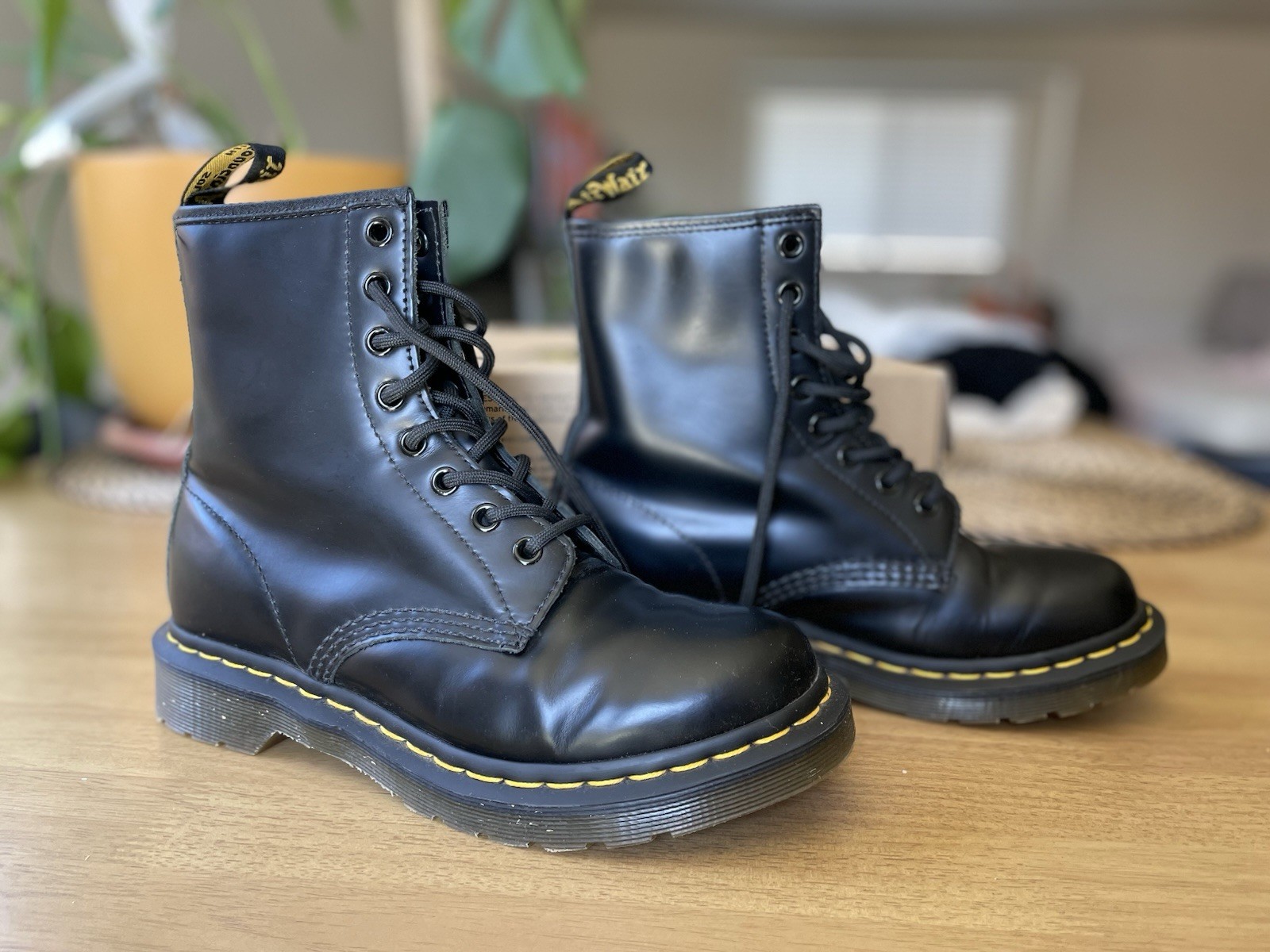 Dr. Martens 1460 Women’s Original Smooth Leather Lace Up , Size 7 US