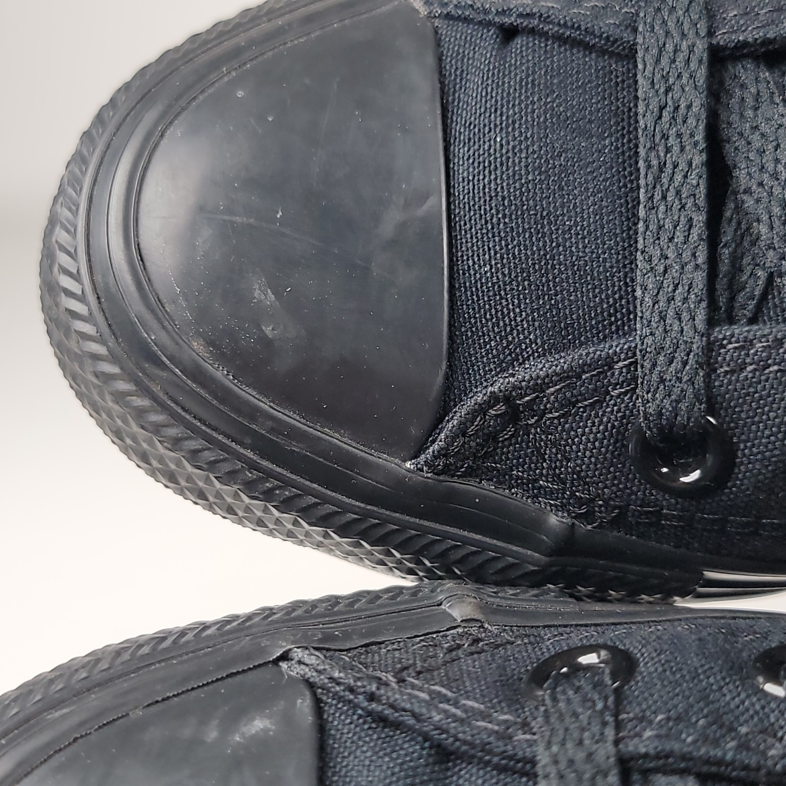 Converse Unisex Chuck Taylors All Star High Top Black Shoes Mens Size 4 Womens 6