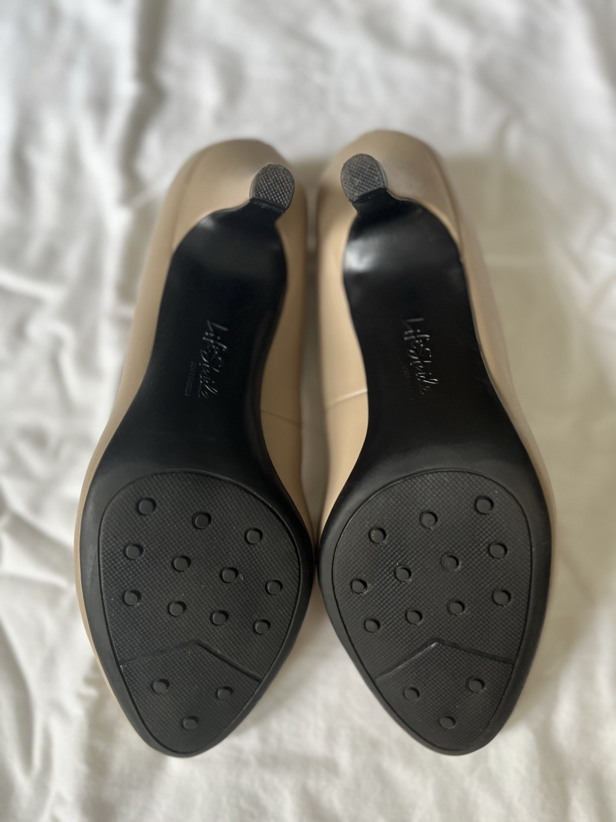 LifeStride Parigi Pumps Taupe Vinci Dress Comfort Heels Women’s 6M-Never Worn