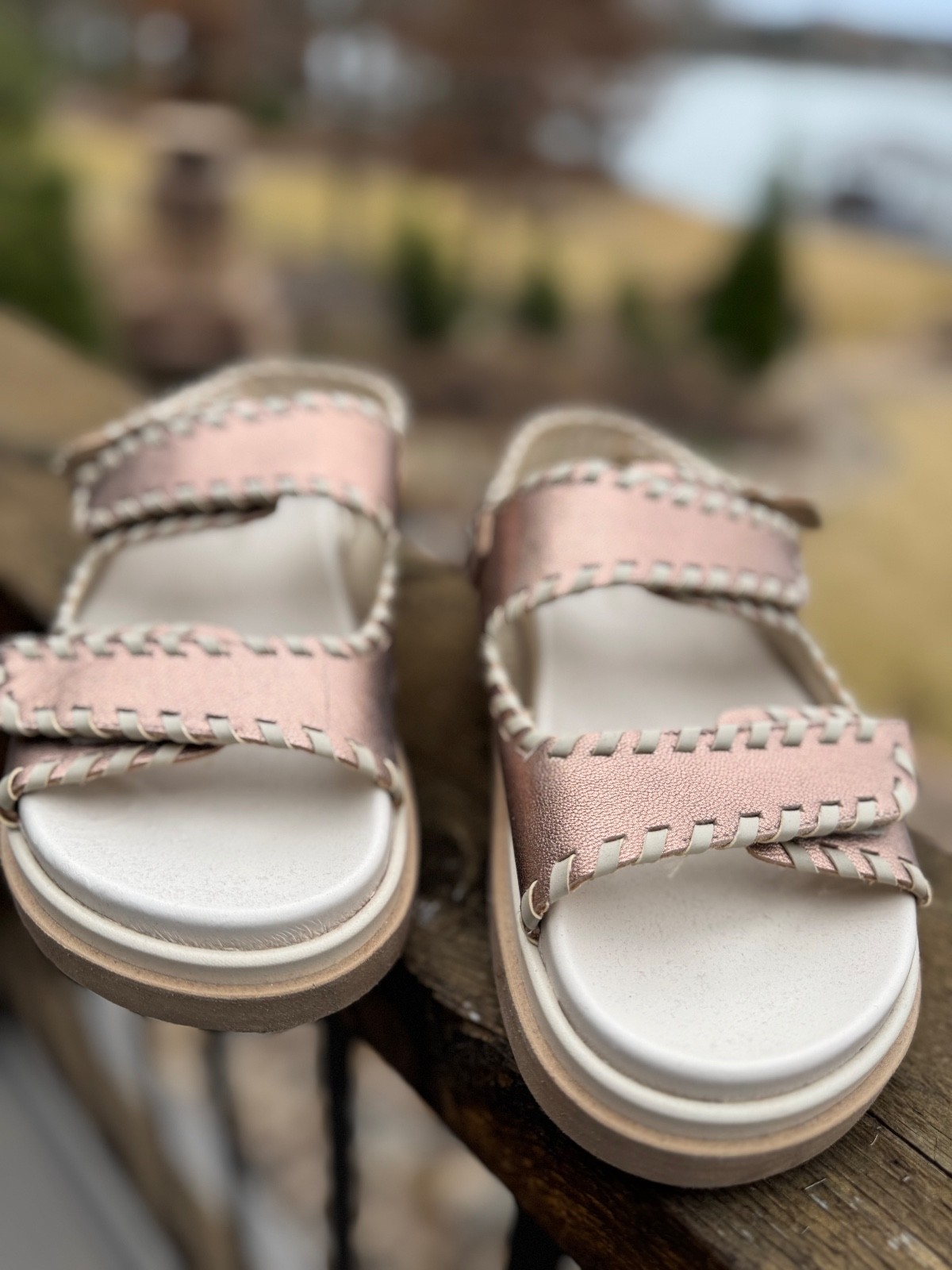 aloha barrel shimmer quartz sandals sin pink/cream cream leather, size 6