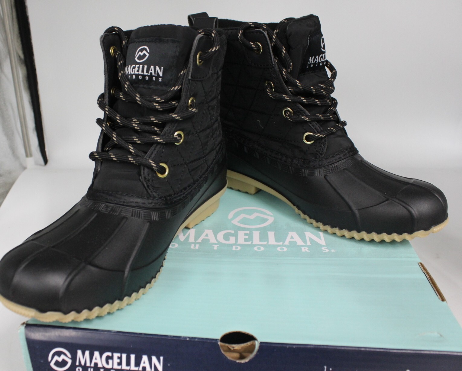 Magellan Outdoors Quilted Lace Up Duck Boots Women Size 7 Waterproof Black New