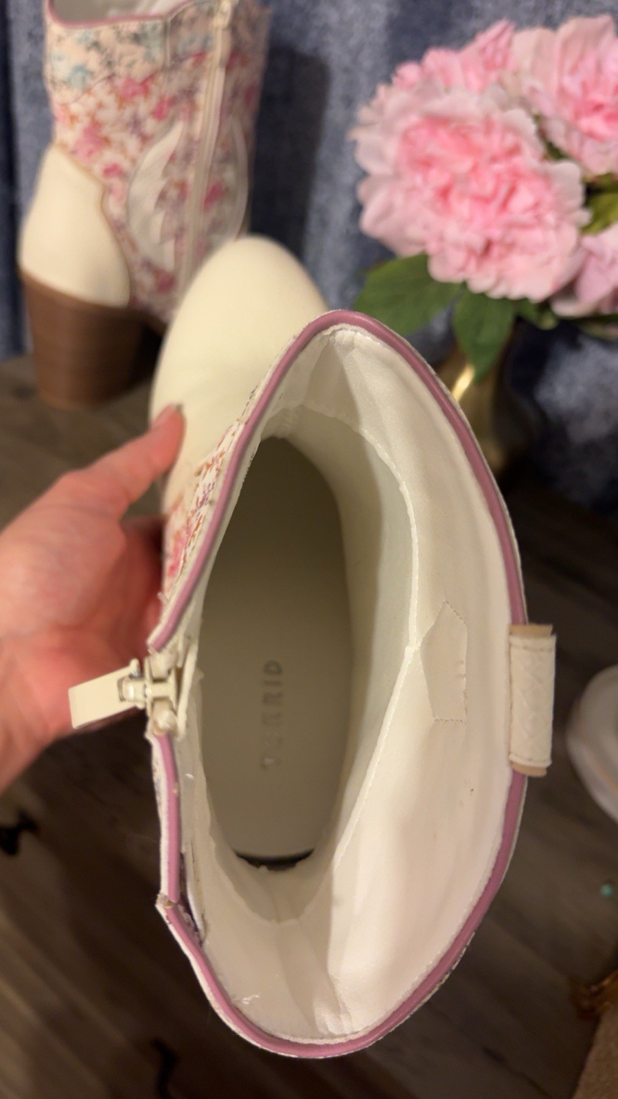 Torrid Ivory Floral Western Ankle Bootie Side Zip Almond Toe WW US 9.5