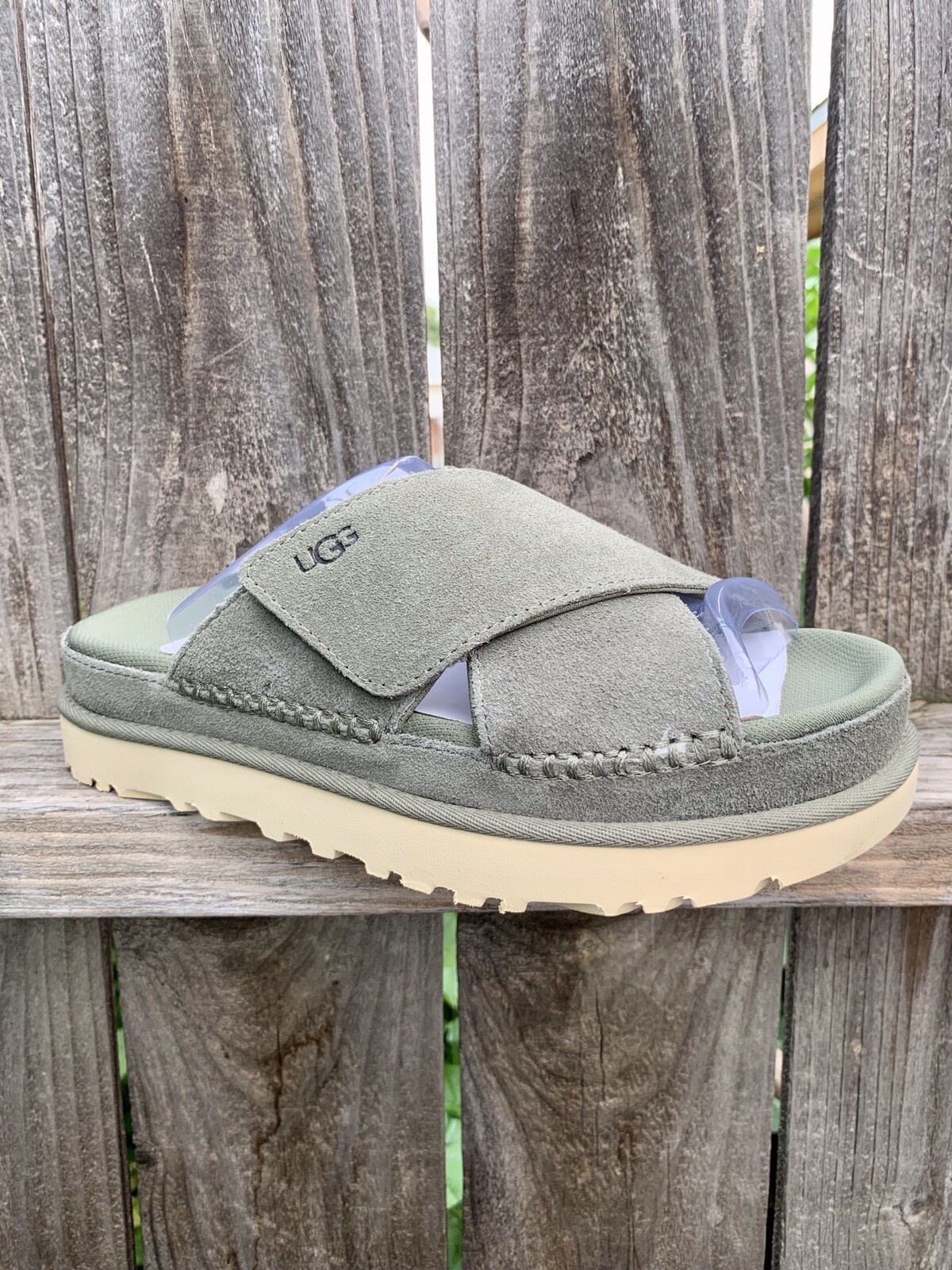 UGG Sandals Women Goldenstar Slide