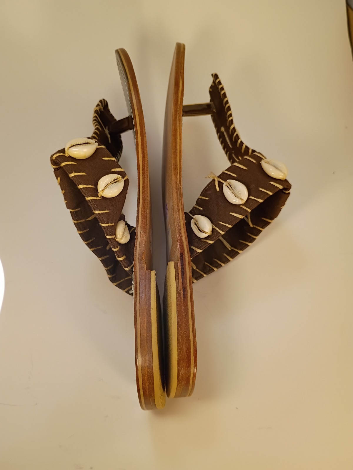 WHITE MOUNTAIN Cowrie Shell Maasai Brown Stiched Fabric & Leather Thong Sandals