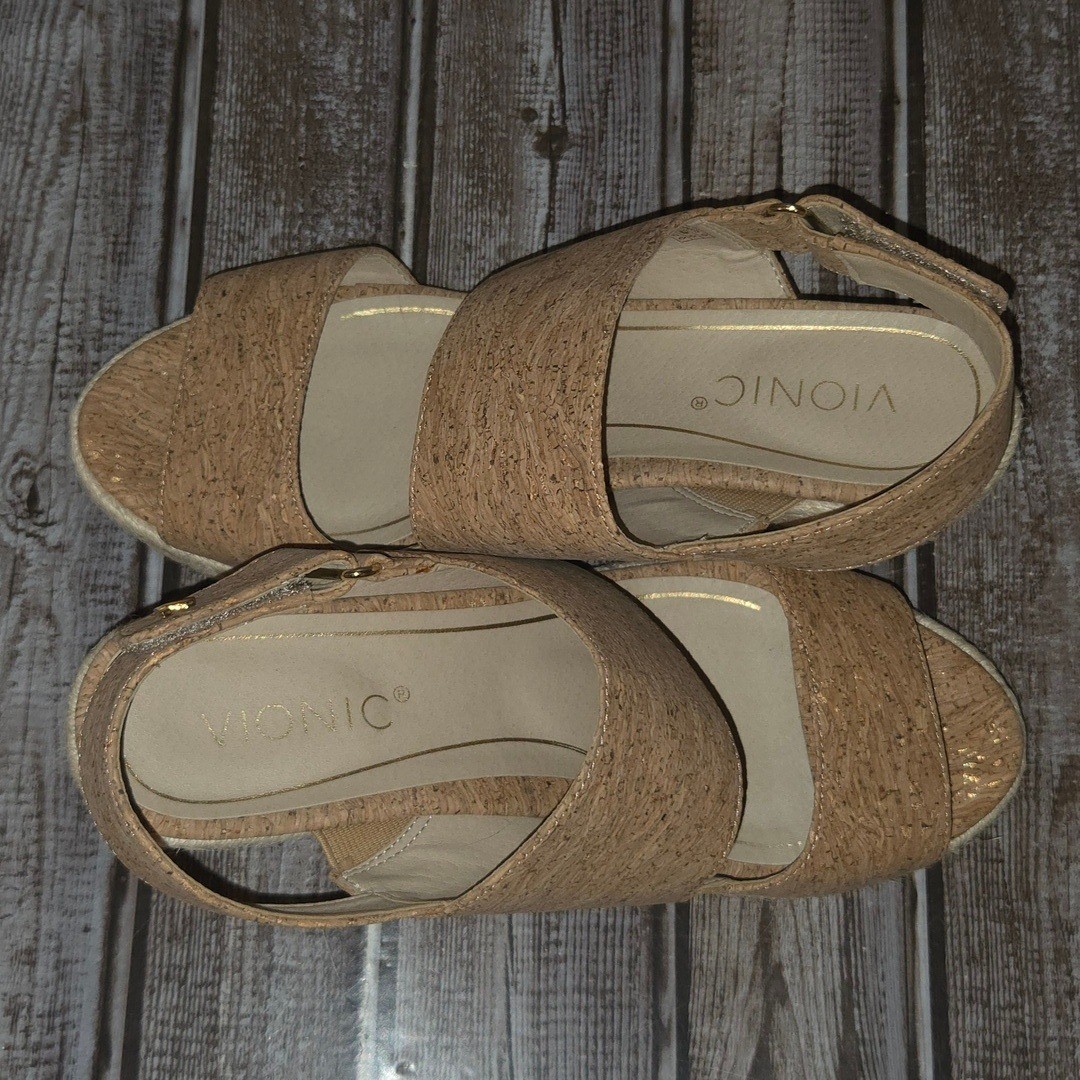 Sz 7.5 Wide Womens Vionic Brooke Cork Tan Gold Espadrille Wedge Sandals VGUC