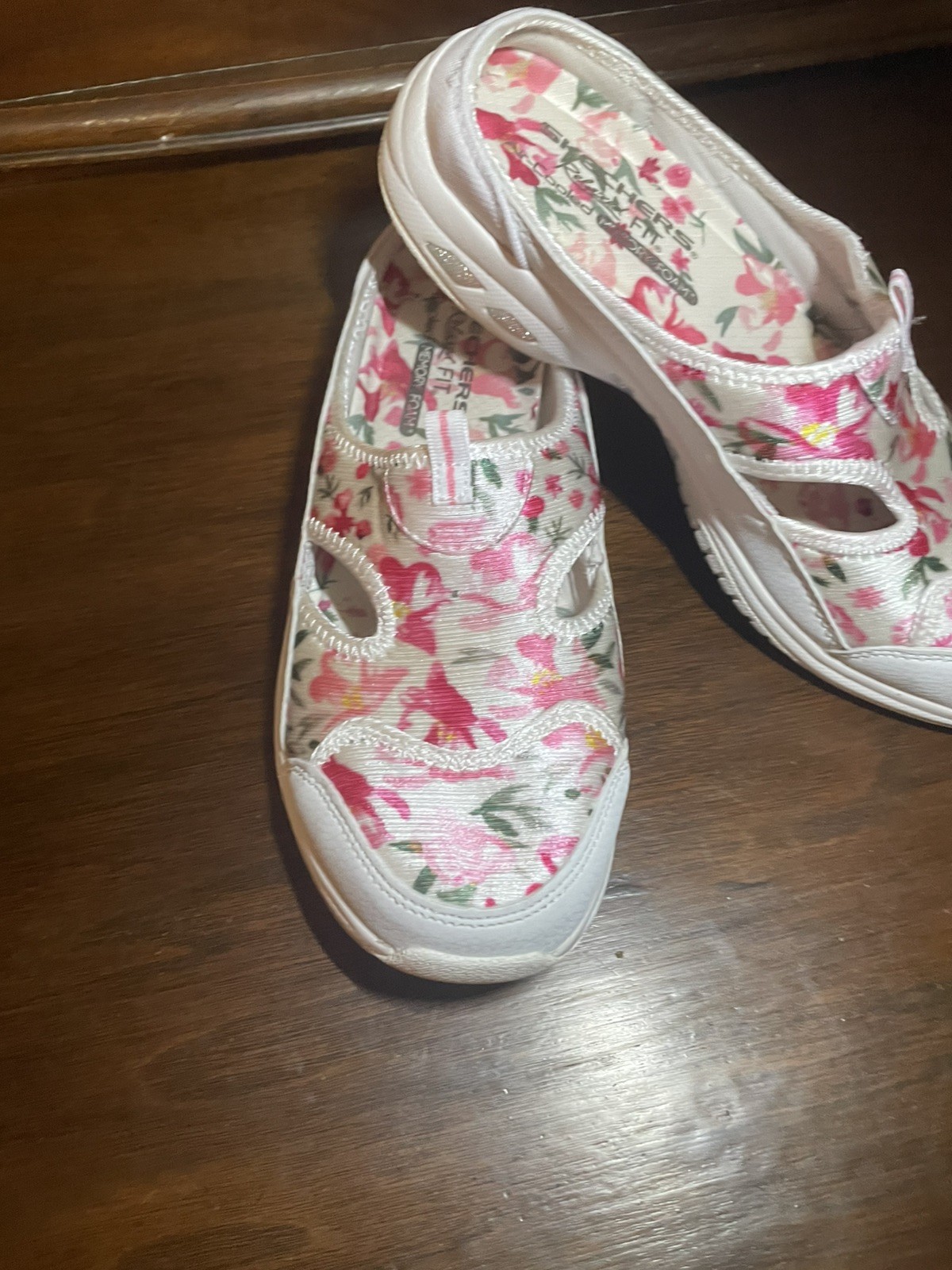 Skechers Commute Time Relaxed Fit Washable Mules-Flirty Floral-White-8.5-A399446