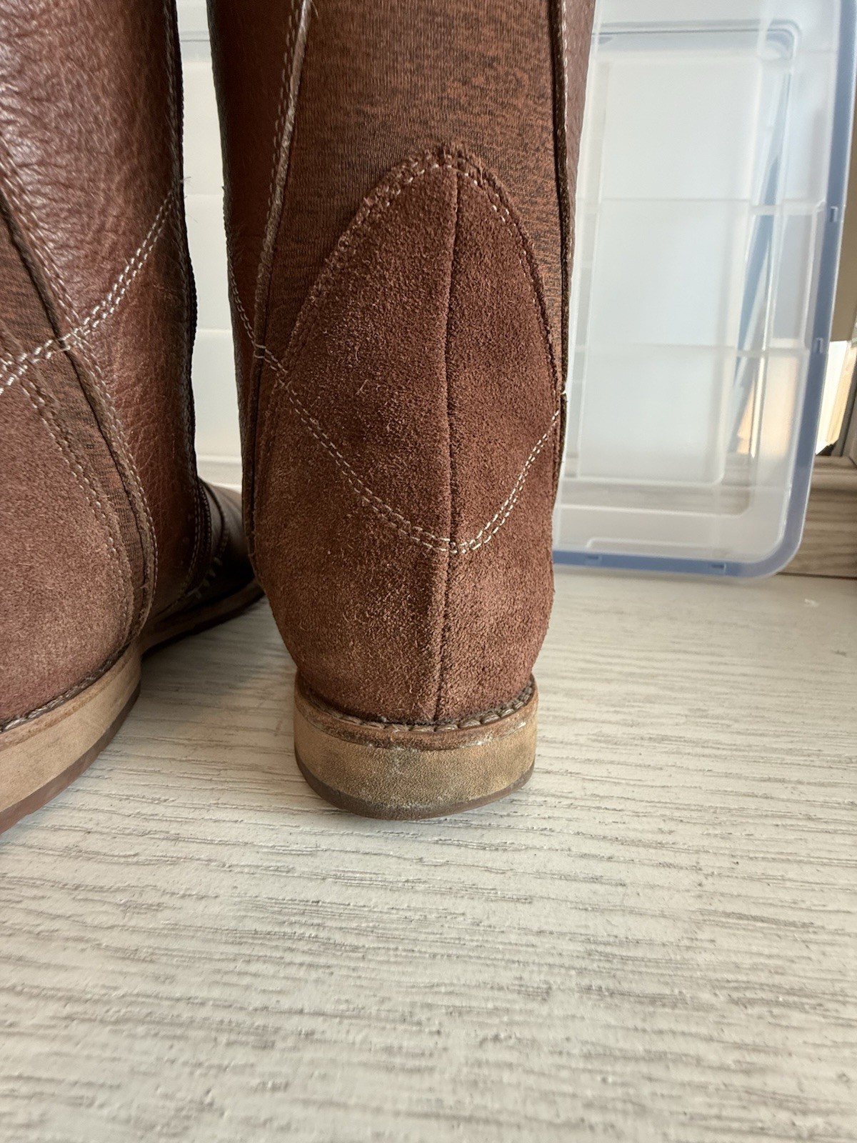 Ahnu Helena Women’s Tall Riding Boot Size 8 Leather Full Zip Round Toe Full Zip